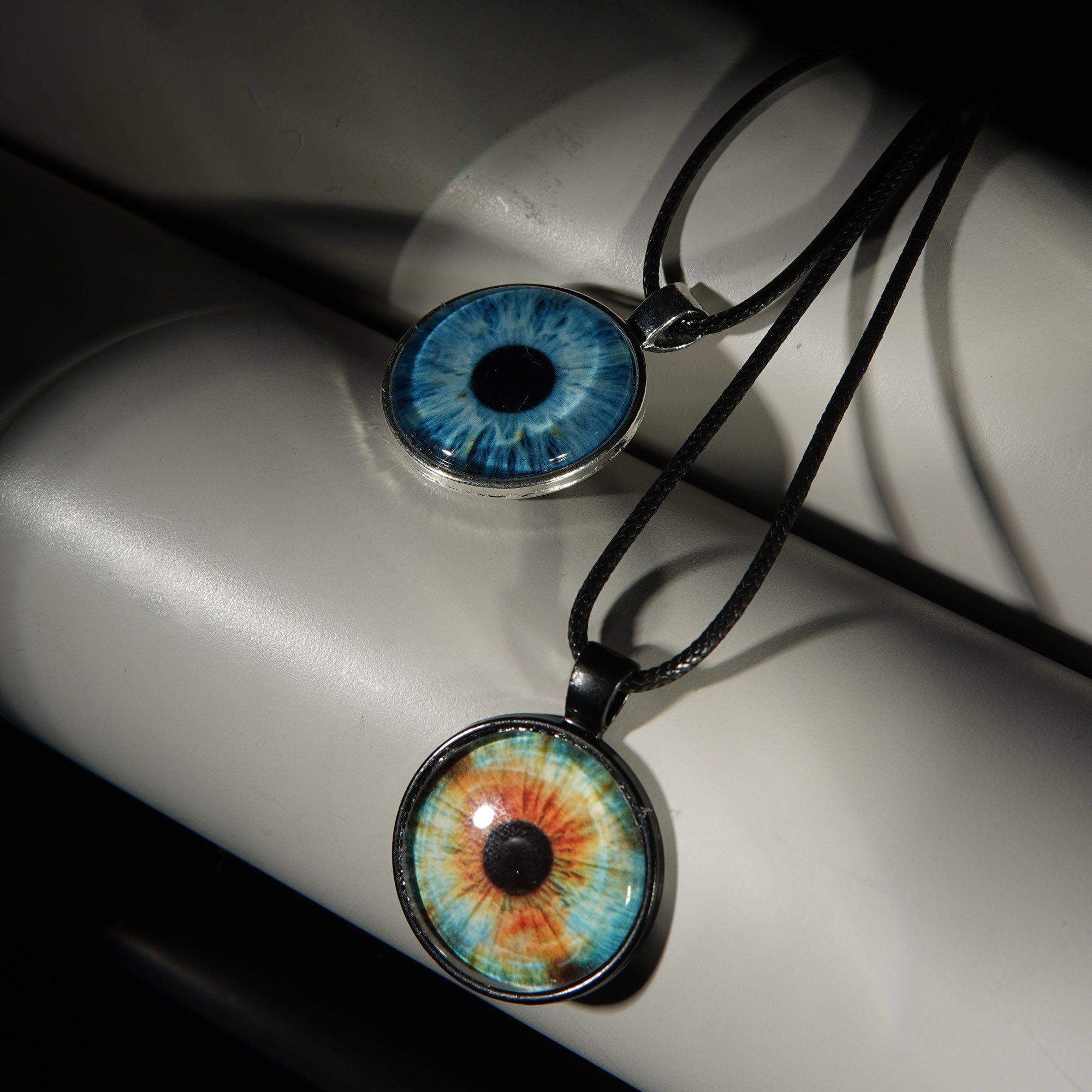 Фото радужки глаза LOOK IN