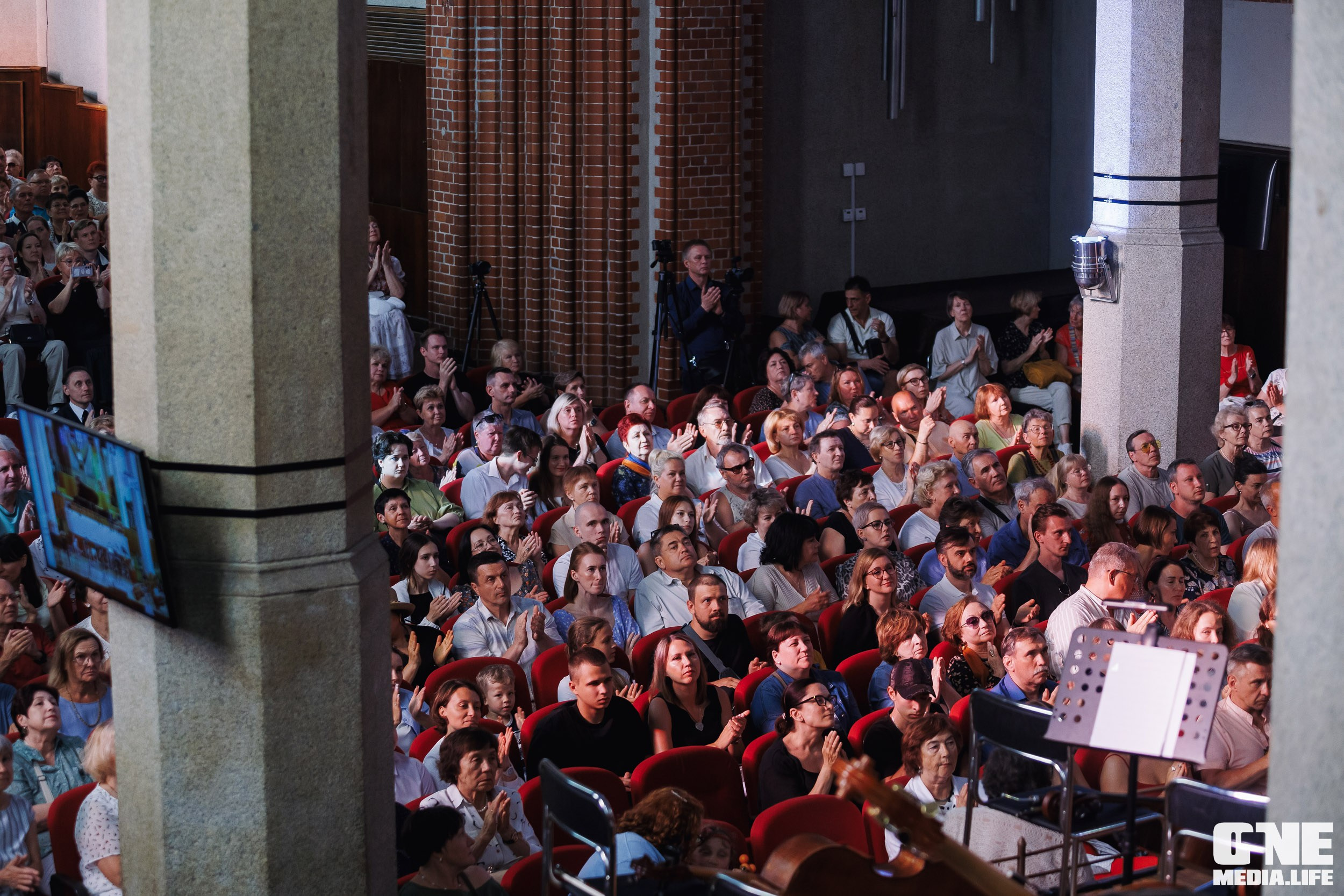 Фоторепортаж из Калининградской филармонии. One Media Life: фоторепортажи, фотоотчеты с мероприятий и заведений