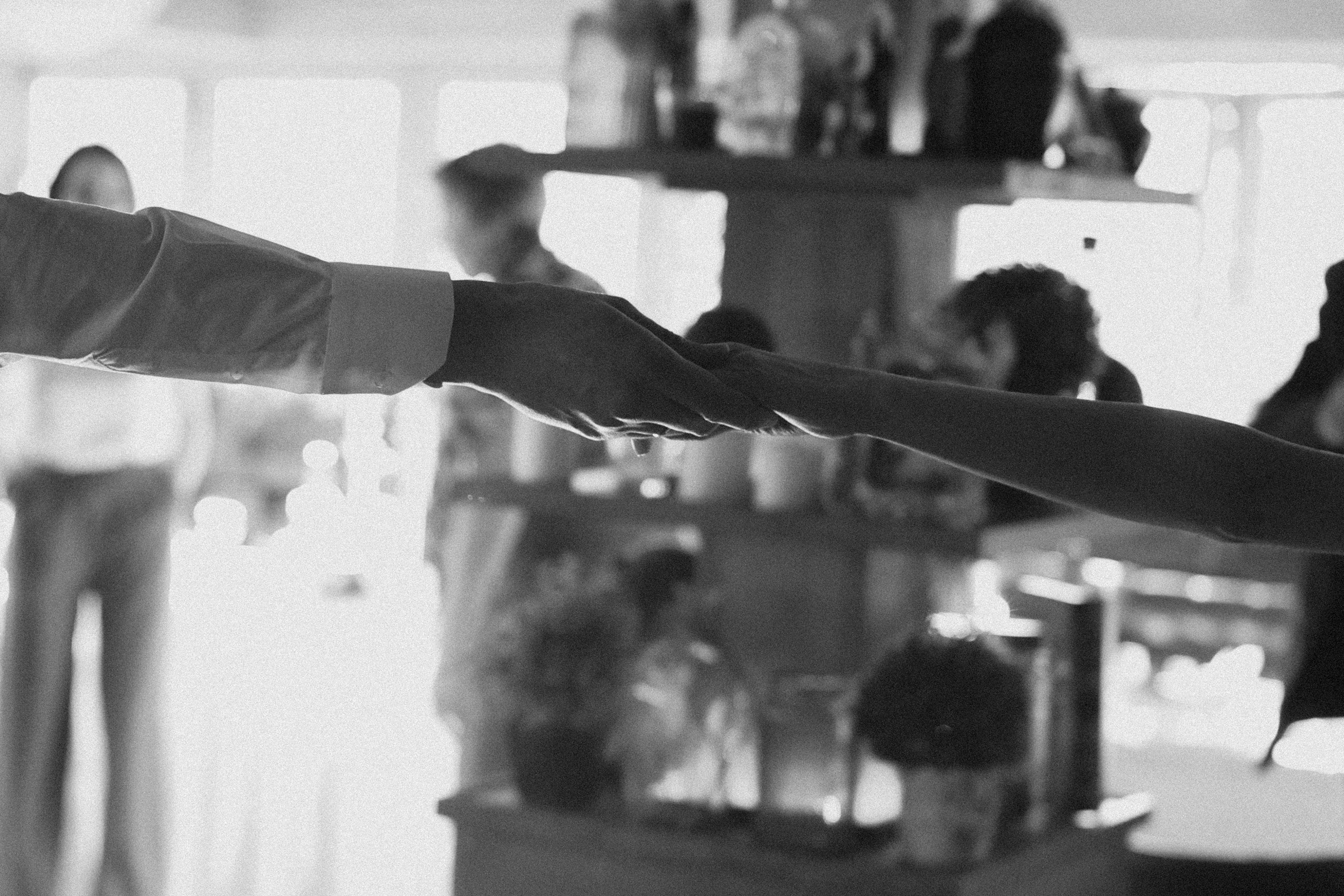 Первый кусь. Свадебный фотограф в Ярославле Илья Жуков