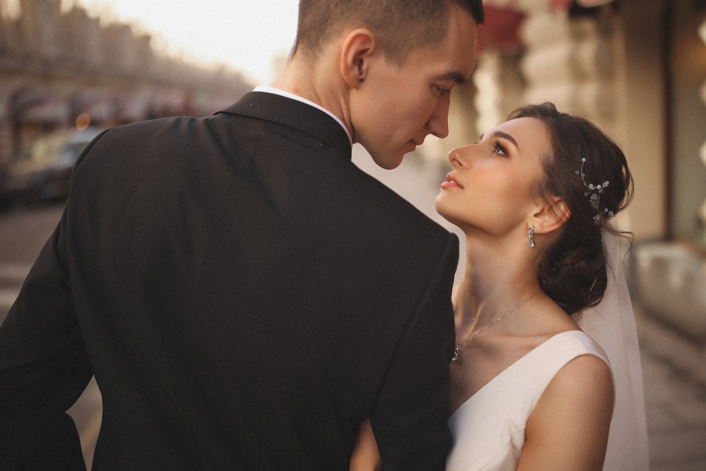 Первый кусь. Свадебный фотограф в Ярославле Илья Жуков