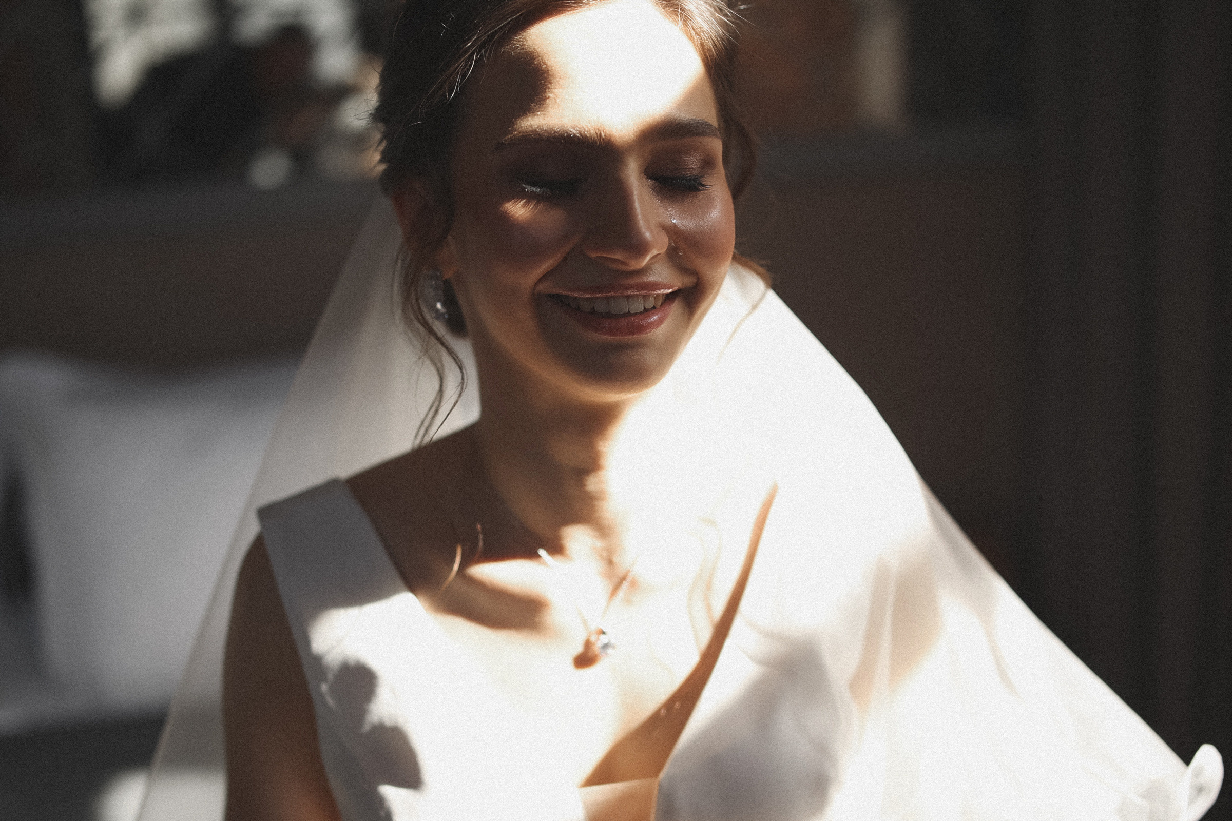 Первый кусь. Свадебный фотограф в Ярославле Илья Жуков