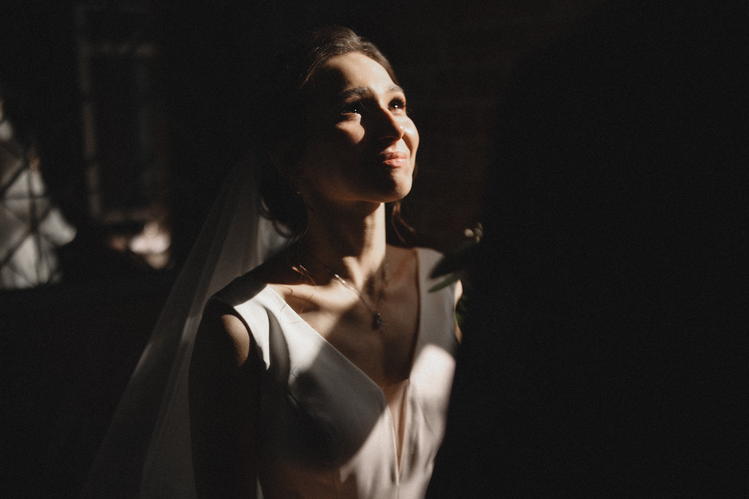 Первый кусь. Свадебный фотограф в Ярославле Илья Жуков