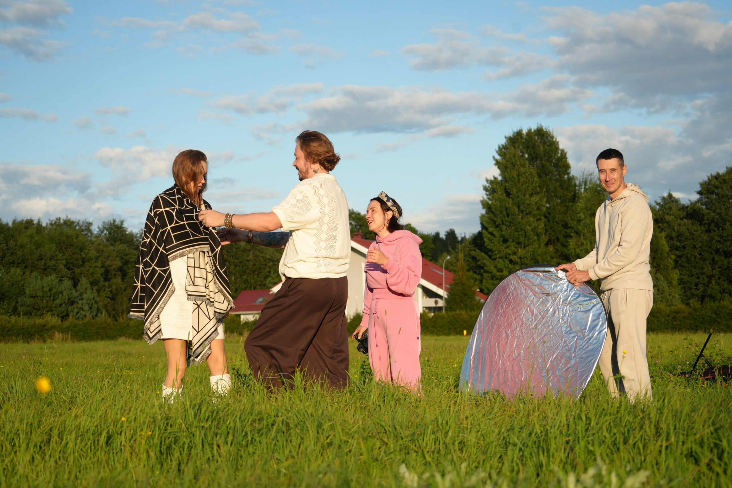 #backstage со съёмок команды в загородном доме. Портретный фотограф в Санкт-Петербурге Дмитриева Наталия