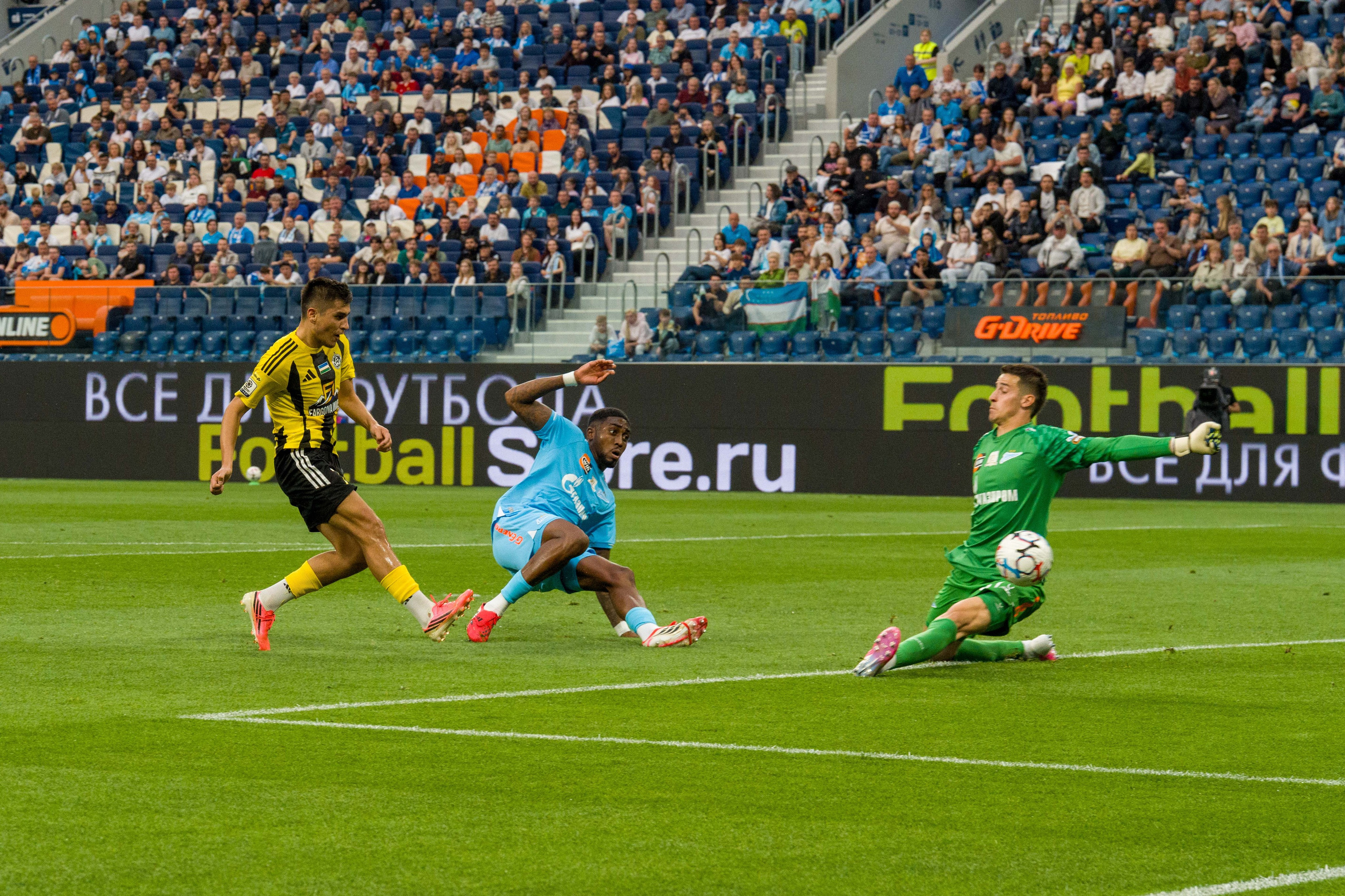 Zenit Thrash Neftchi 4-1 at Gazprom Arena: Winline Super Series Photo Report | Anton Hauff, Sports Photographer Saint Petersburg