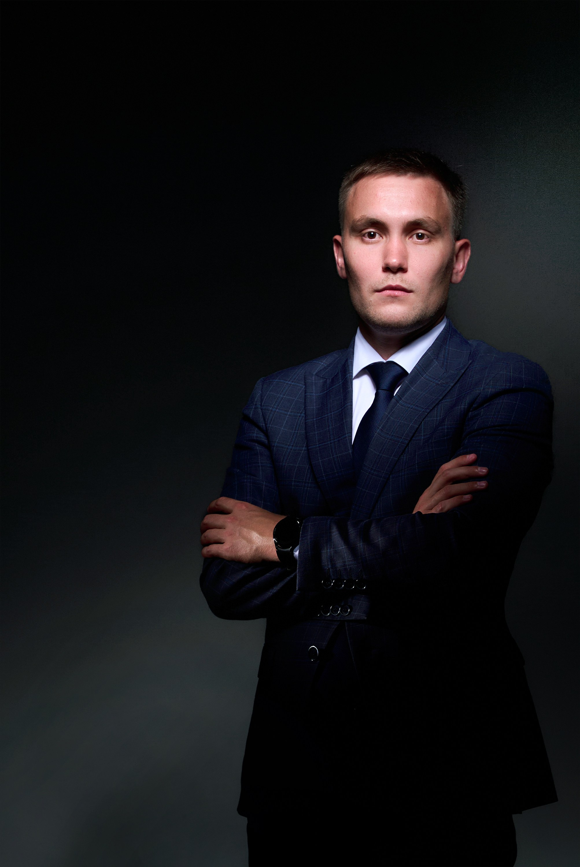 Мужские портреты. Контент фотограф для бизнеса и маркет-плейсов