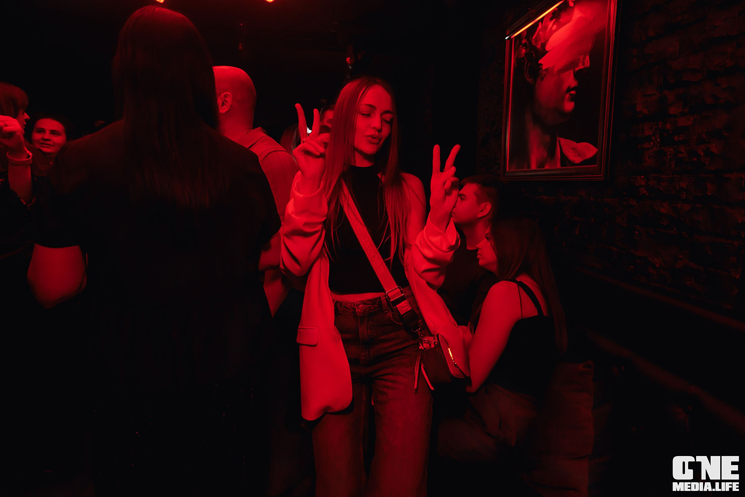Фоторепортаж из бара Secret. One Media Life: фоторепортажи, фотоотчеты с мероприятий и заведений