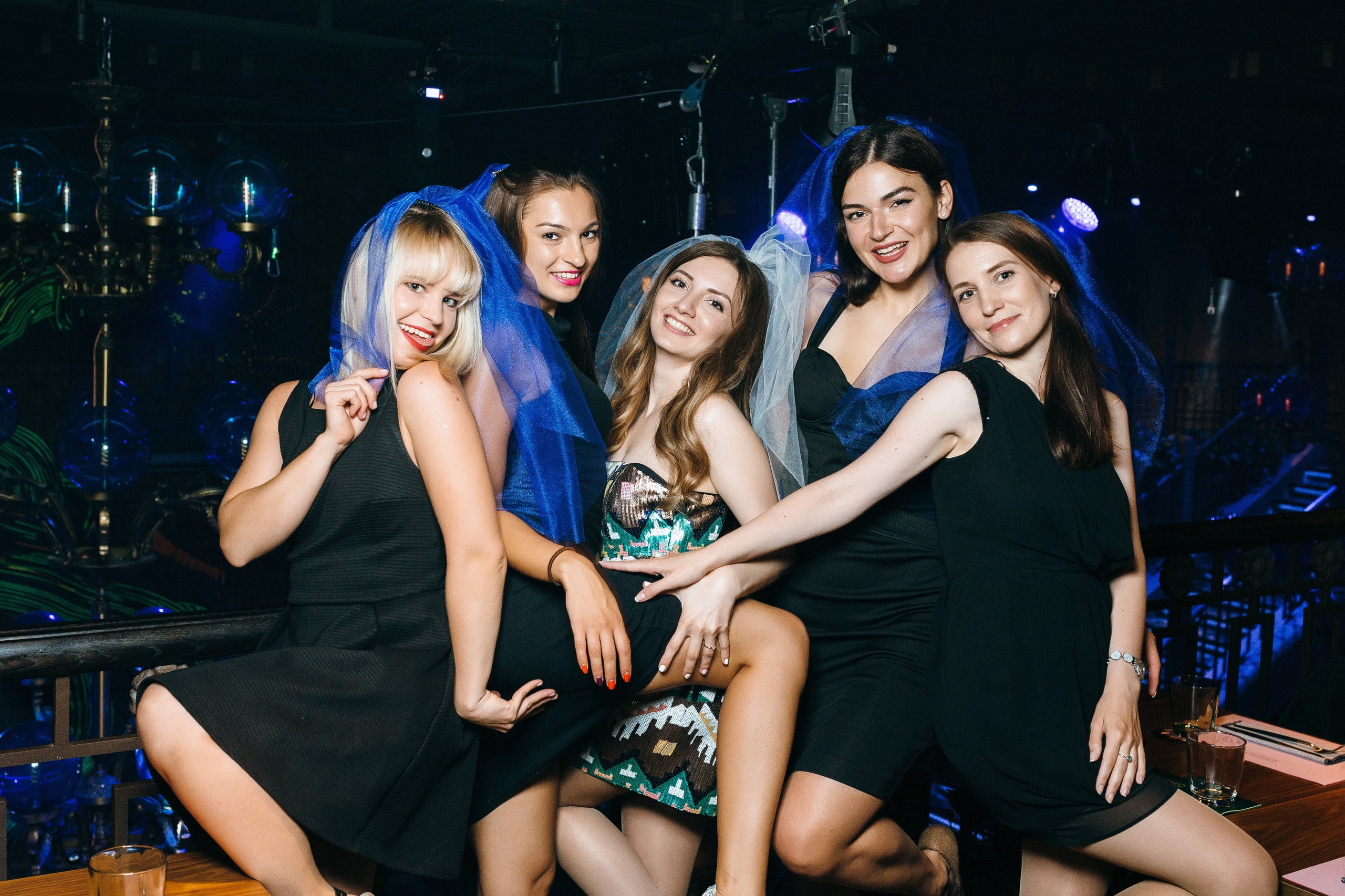 Фотосессия на девичник в Москве, заказать услуги профессионального фотографа — Цены и стоимость услуг фотографа на фотосъёмку девичника