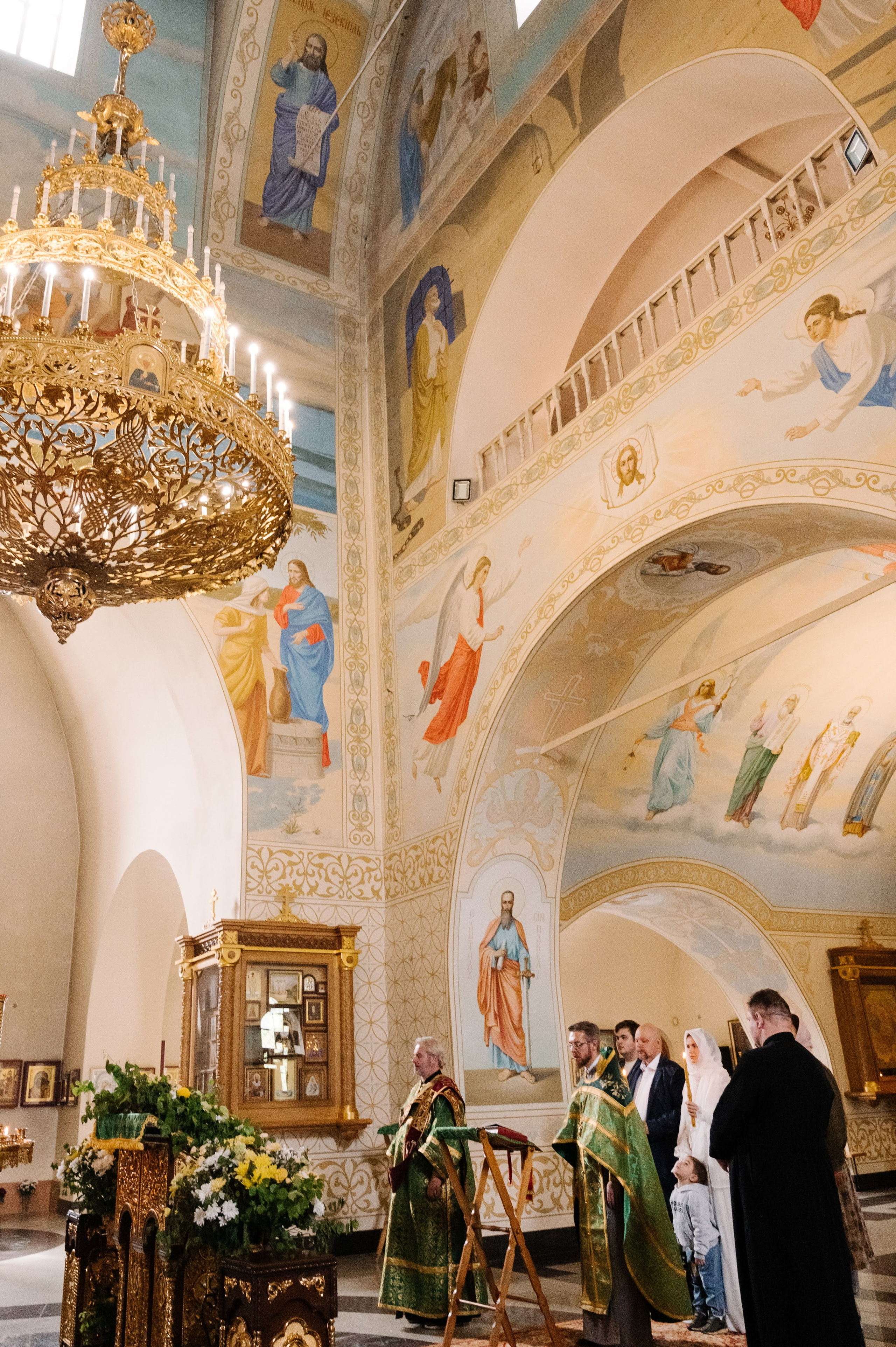 Стоимость крещения. Профессиональный фотограф беременности в СПБ. Стильные фотосессии беременности в стиле минимализм и классическая фотография