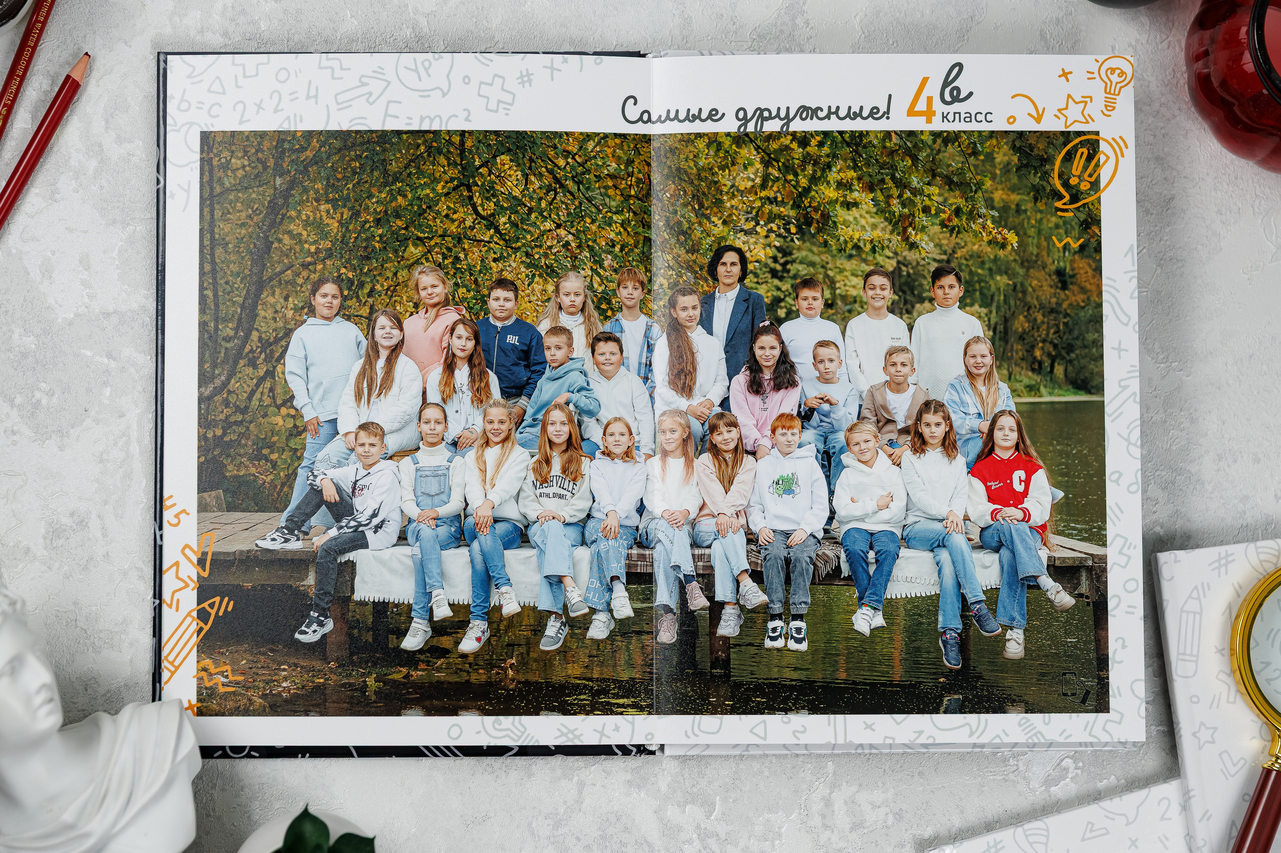 Выпускные альбомы 4 класс. Семейный и детский фотограф Комина Елена, Власиха, Одинцово