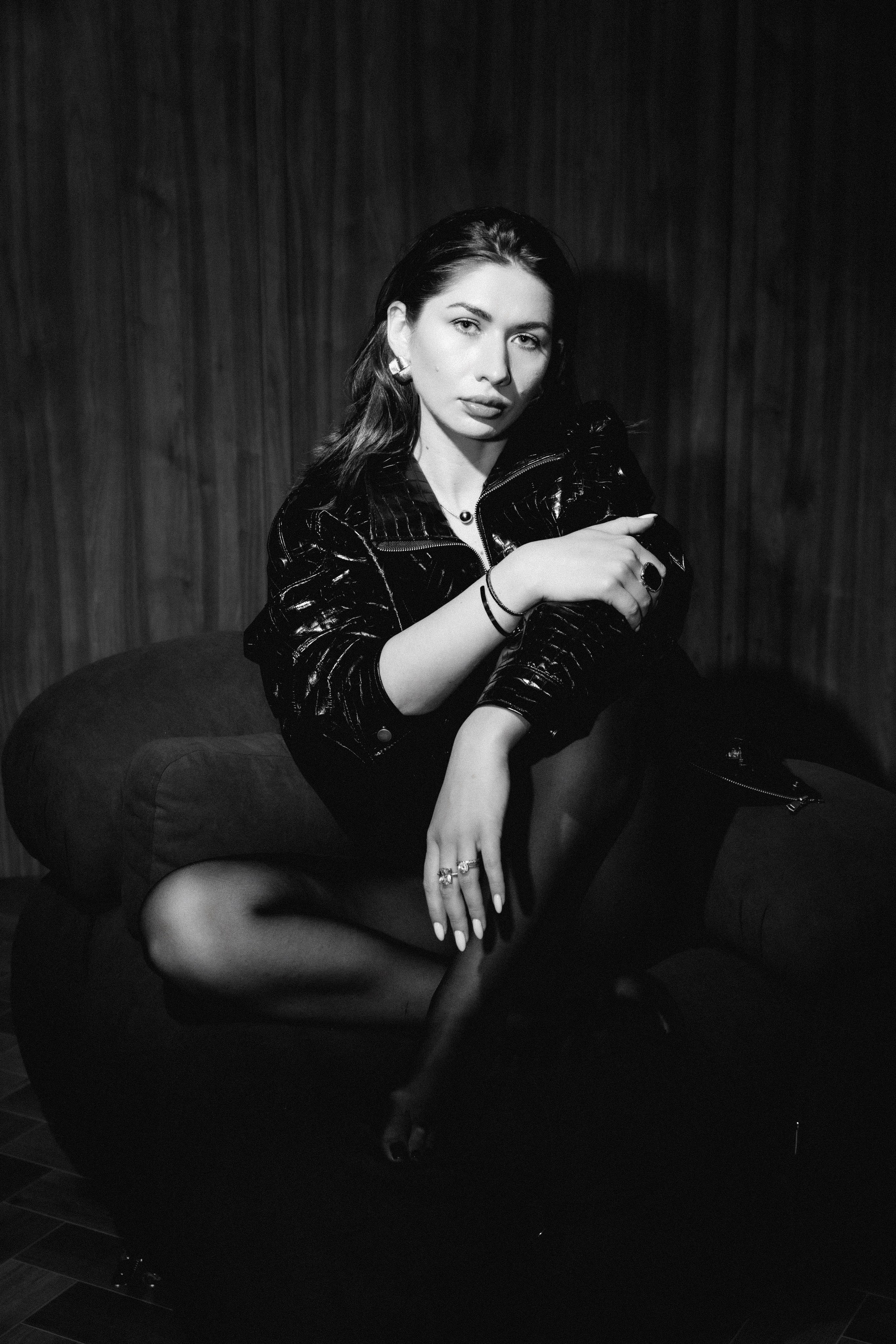 Фотосессия Кати в куртке и колготках. Фотограф-стилист в Москве Юлия Герман