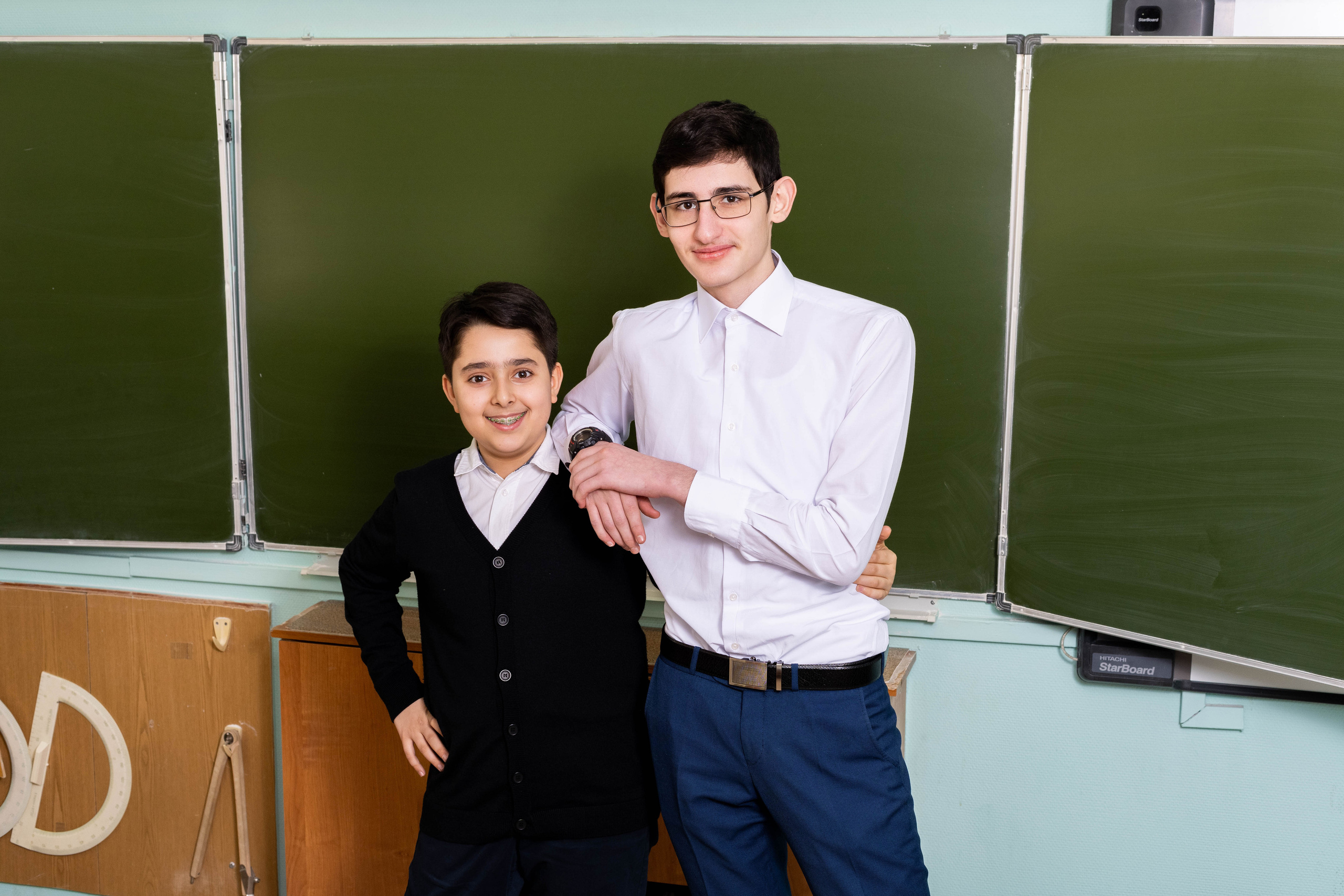 Школа № 29, 9 класс. Выпускные альбомы в Подольске Москве и МО