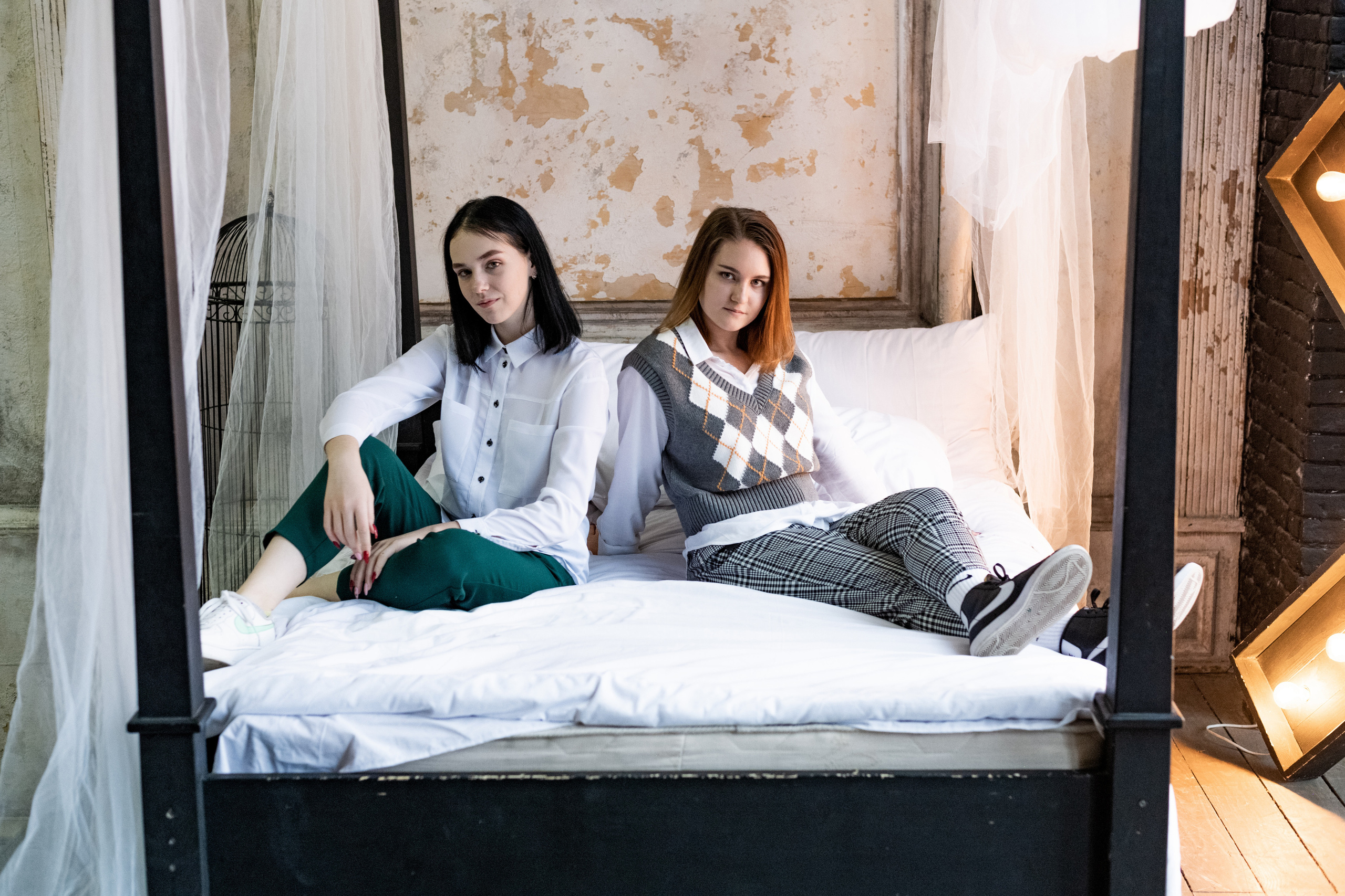 Школа 1637 Москва 11 класс. Выпускные альбомы в Подольске Москве и МО