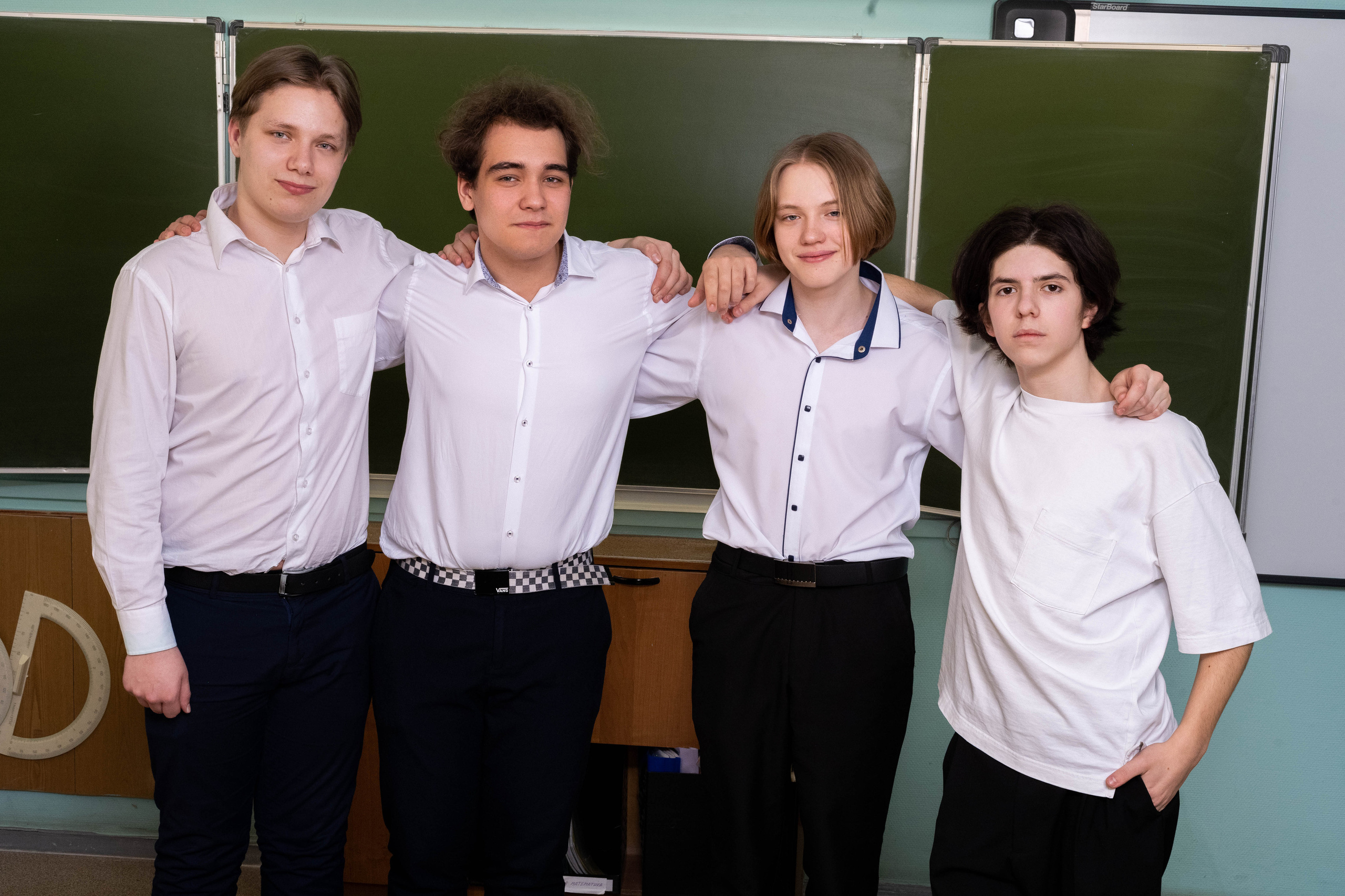 Школа № 29, 9 класс. Выпускные альбомы в Подольске Москве и МО