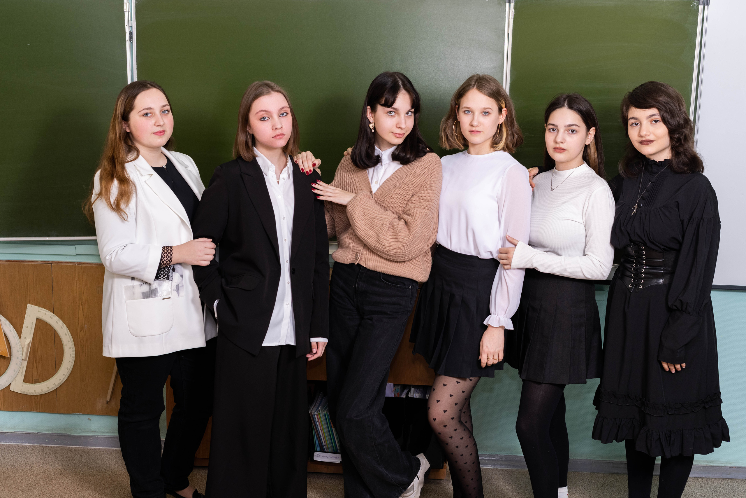 Школа № 29, 9 класс. Выпускные альбомы в Подольске Москве и МО