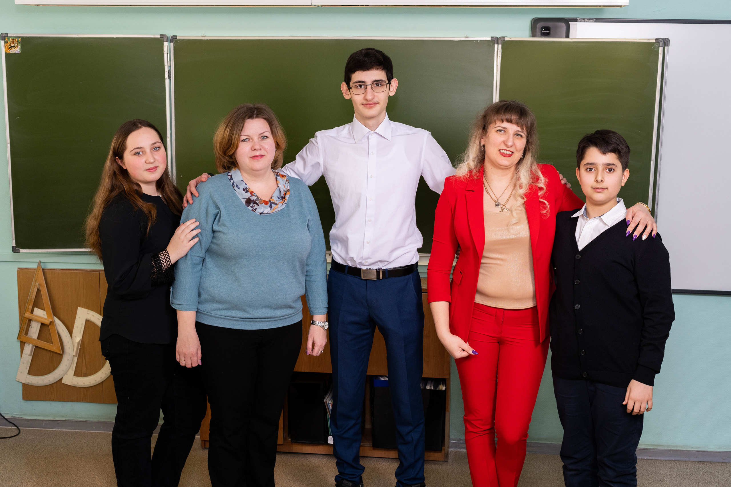 Школа № 29, 9 класс. Выпускные альбомы в Подольске Москве и МО