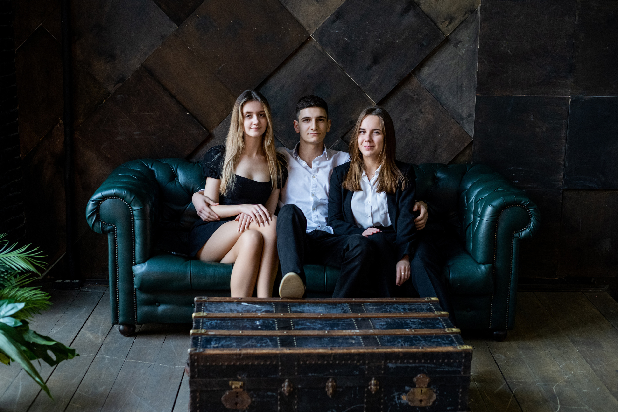 Школа 1637 Москва 11 класс. Выпускные альбомы в Подольске Москве и МО