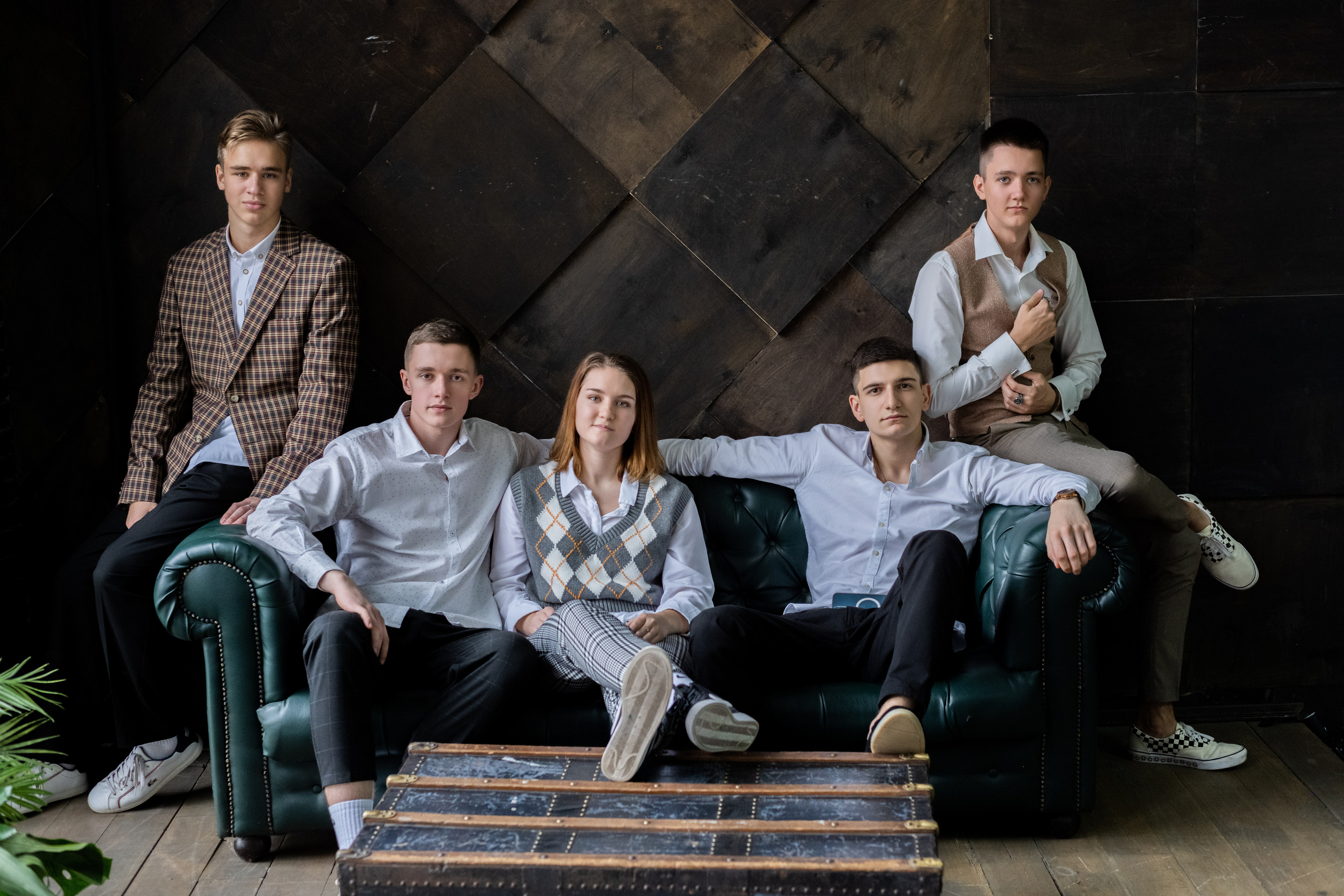 Школа 1637 Москва 11 класс. Выпускные альбомы в Подольске Москве и МО