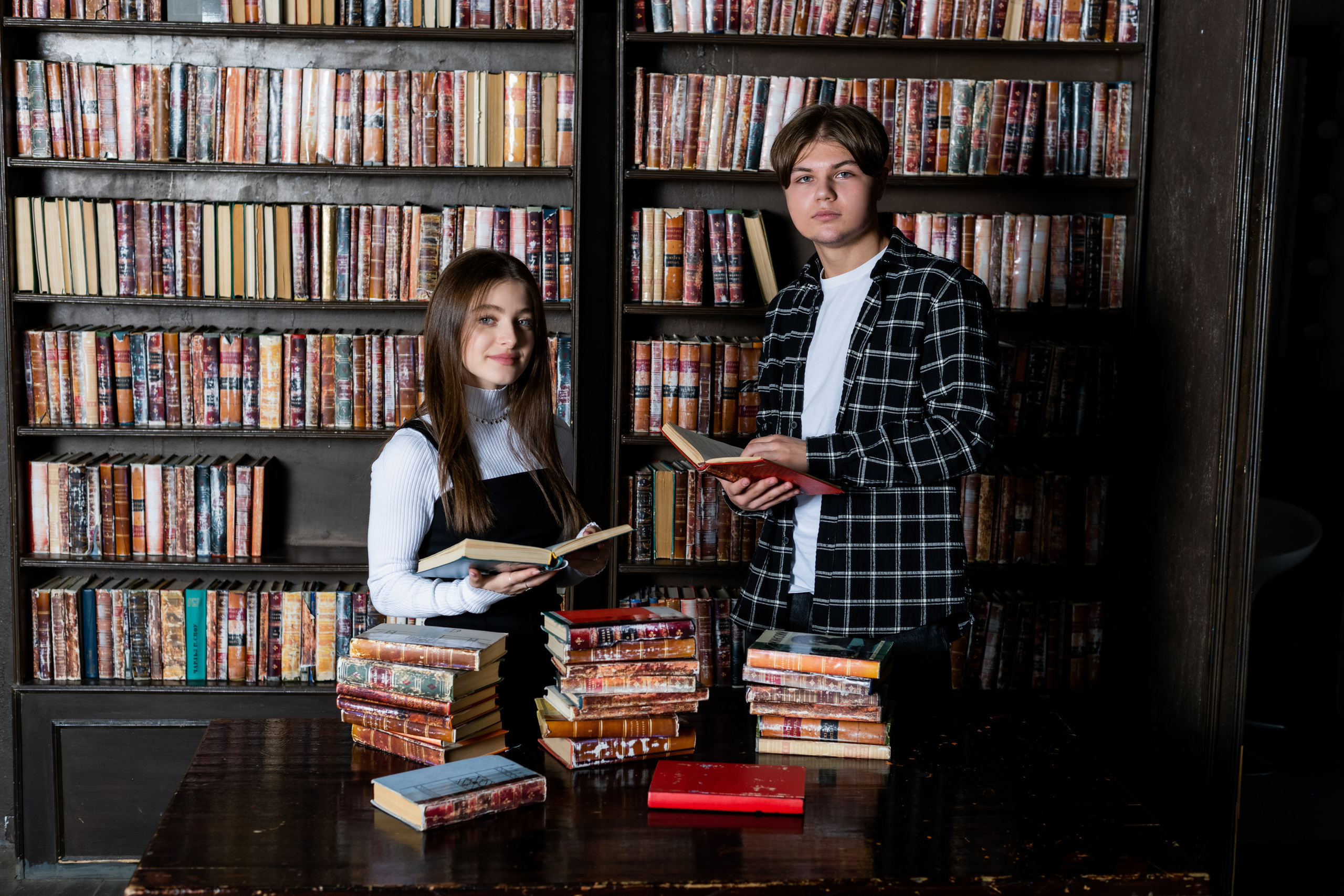 Школа 1637 Москва 11 класс. Выпускные альбомы в Подольске Москве и МО