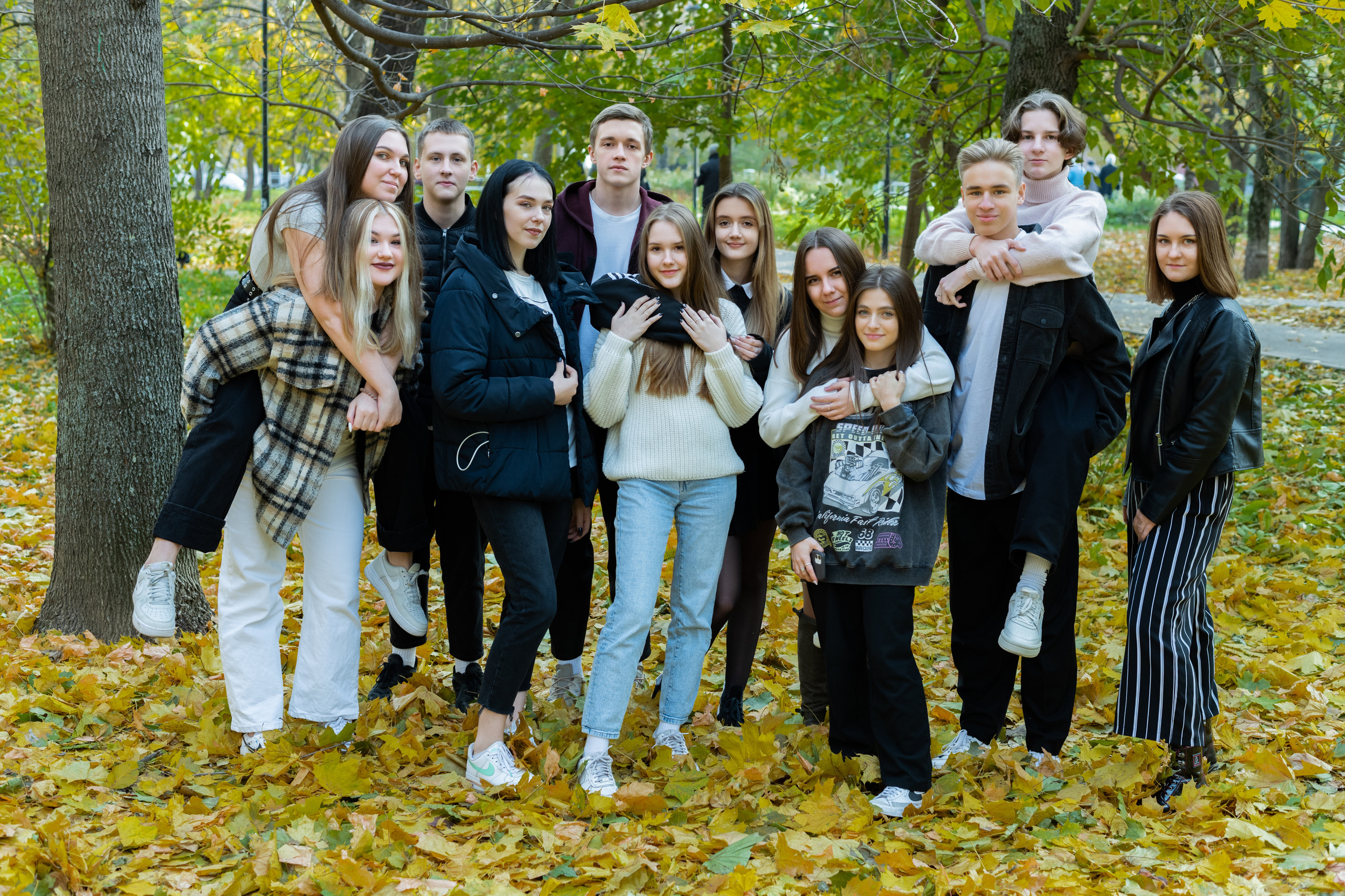 Школа 1637 Москва 11 класс. Выпускные альбомы в Подольске Москве и МО