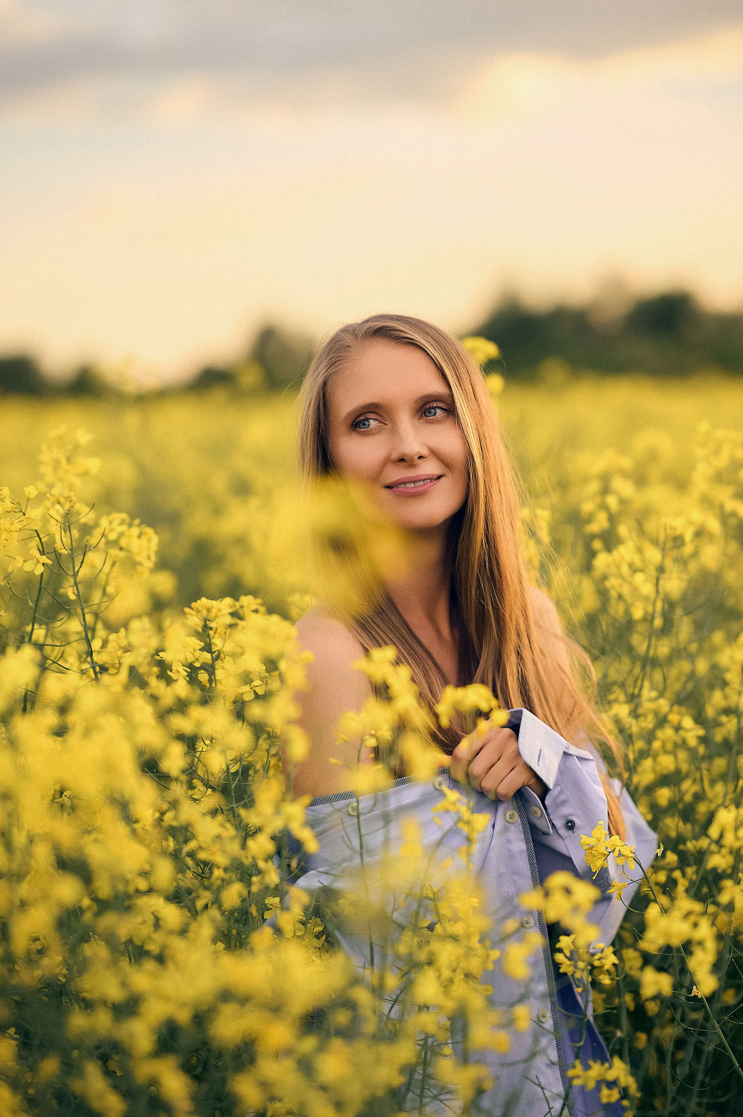 Фотосессия в поле. Фотограф Тихонова Ольга Санкт-Петербург