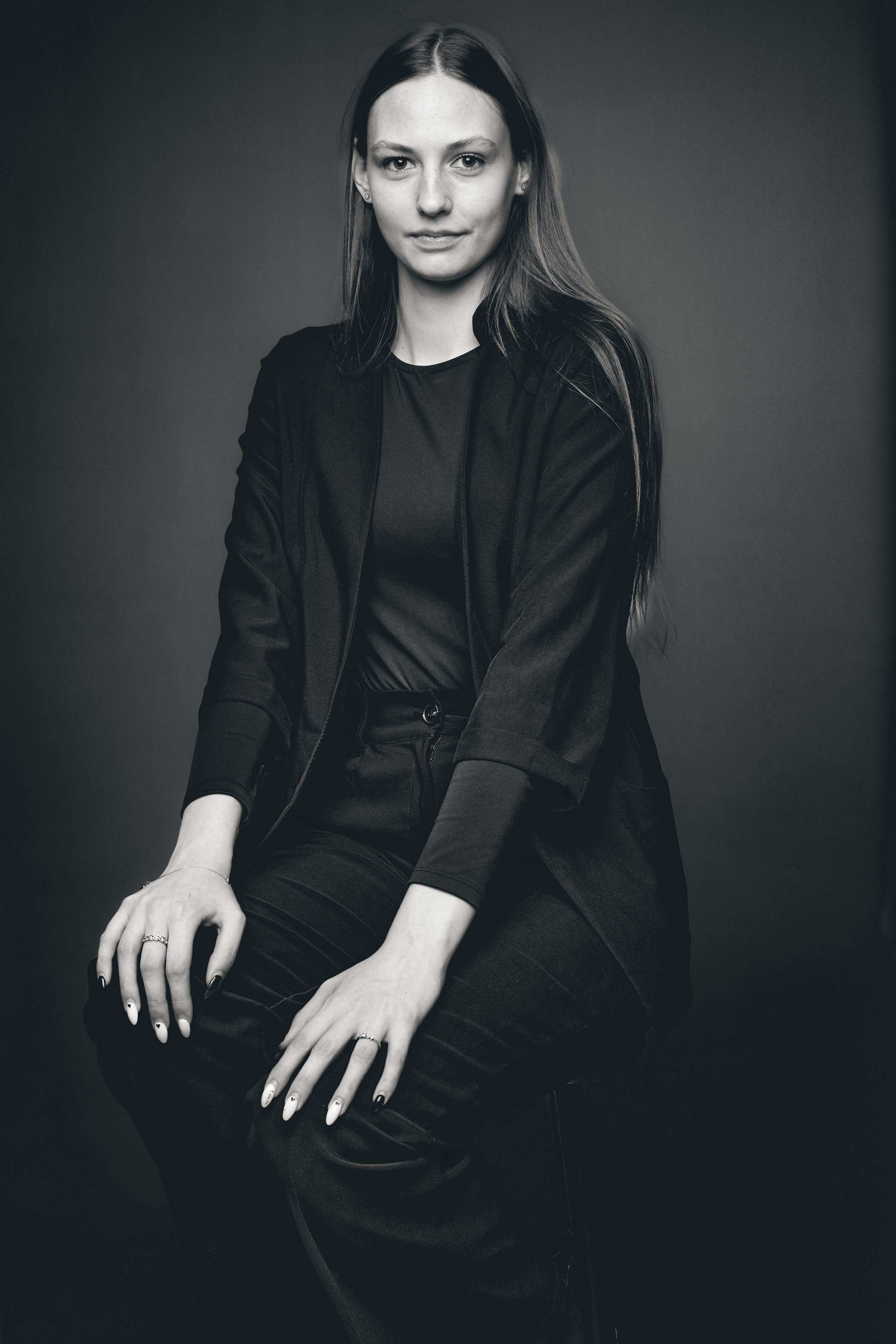 профессиональный фотограф для съемки в деловом стиле