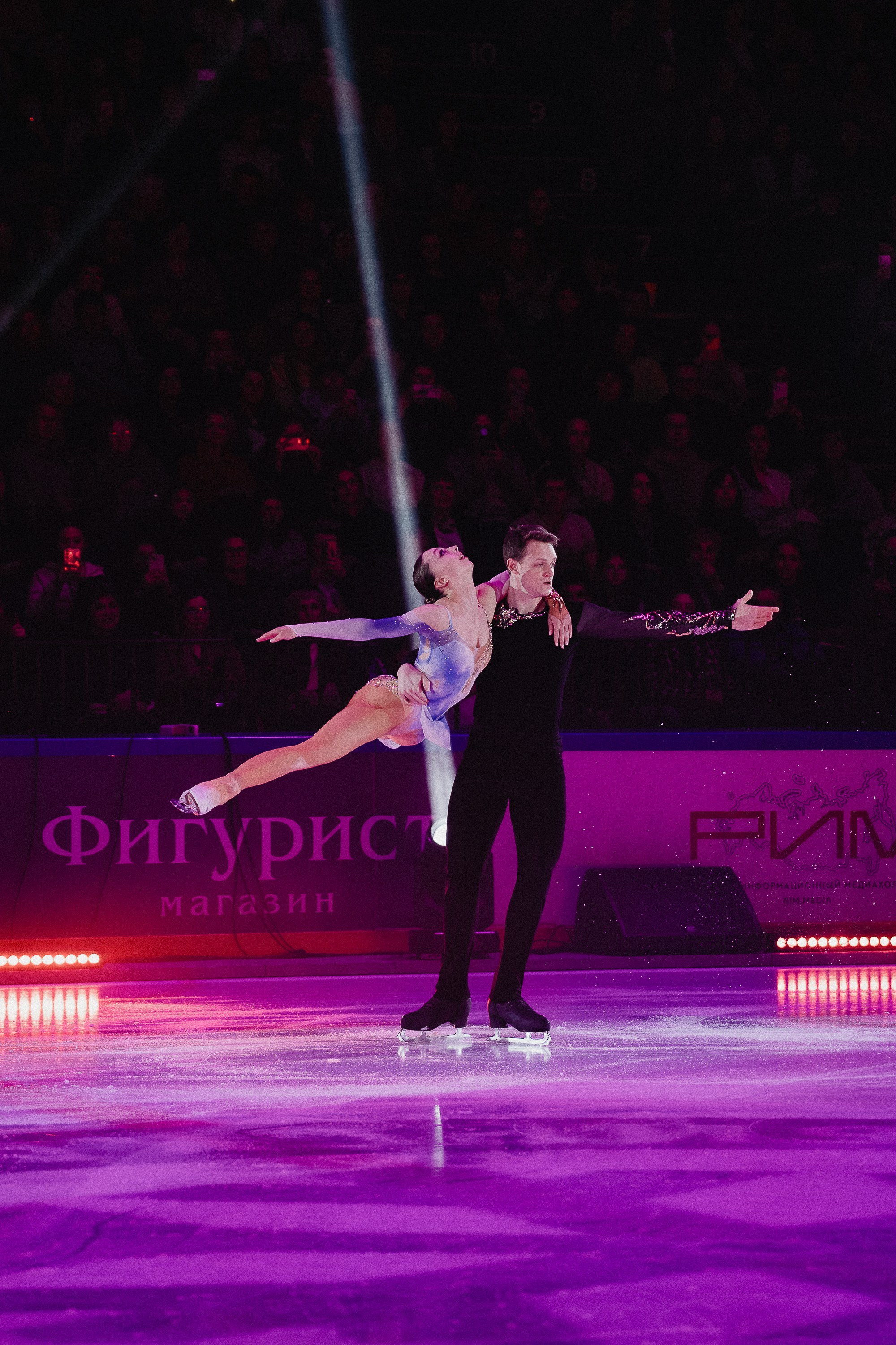 Шоу Этери Тутберидзе в Новосибирске. Воробьева Ксения — Спортивный и танцевальный фотограф Новосибирск