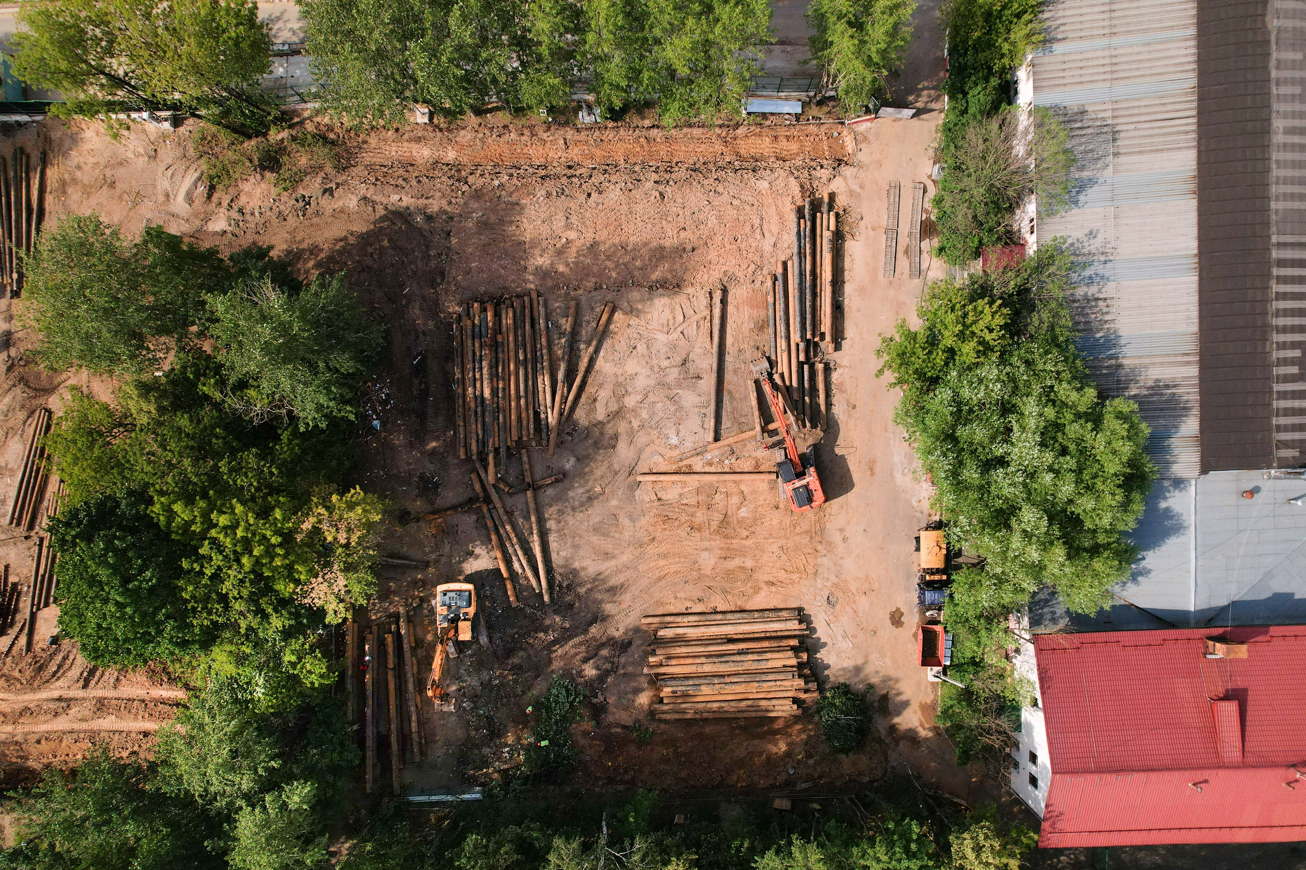 Архитектура и недвижимость. Ход строительства. Съемка с дрона. Профессиональное решение для частных лиц и бизнеса
