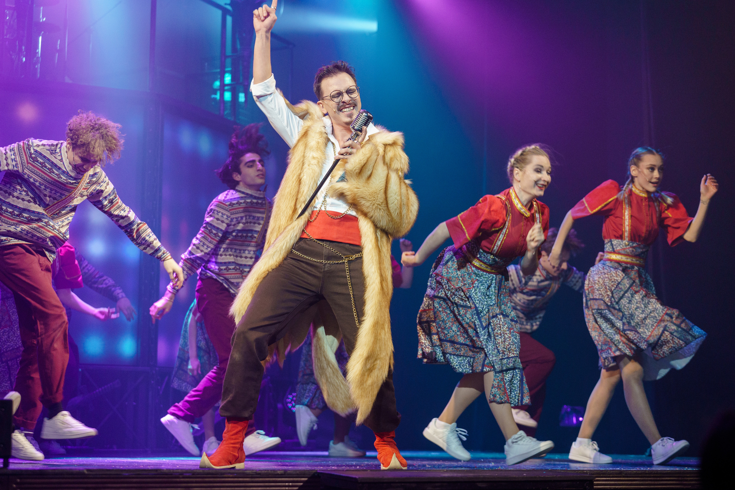 МОГТЮЗ: Иван Царевич и Серый Волк. Сайт фотографа Сергея Абрамова