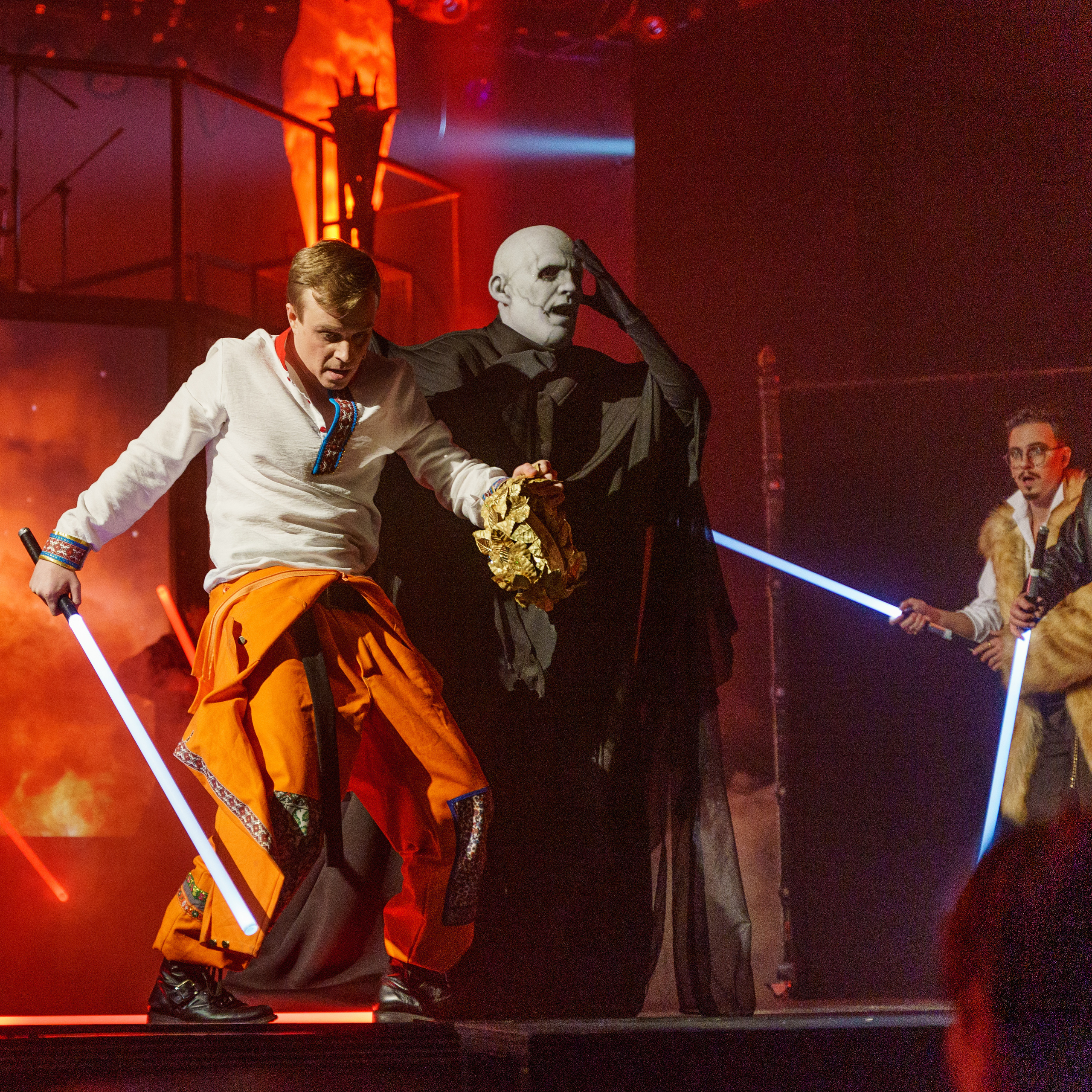 МОГТЮЗ: Иван Царевич и Серый Волк. Сайт фотографа Сергея Абрамова