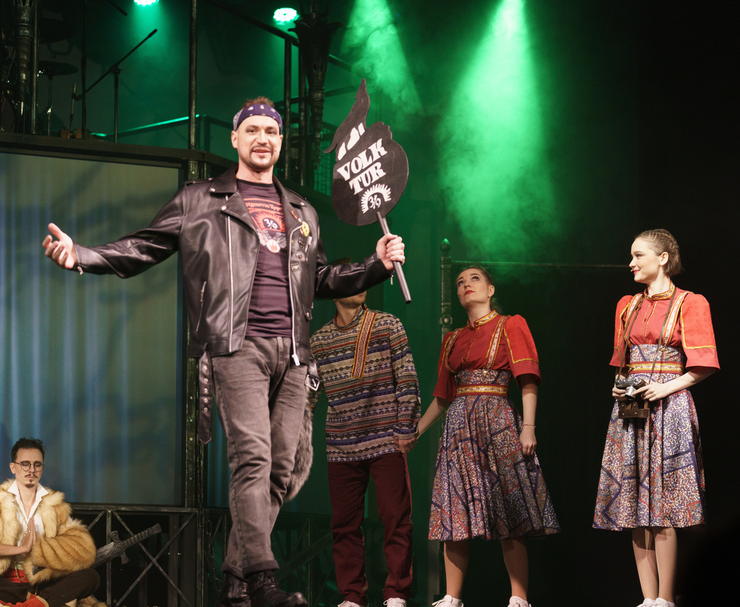 МОГТЮЗ: Иван Царевич и Серый Волк. Сайт фотографа Сергея Абрамова