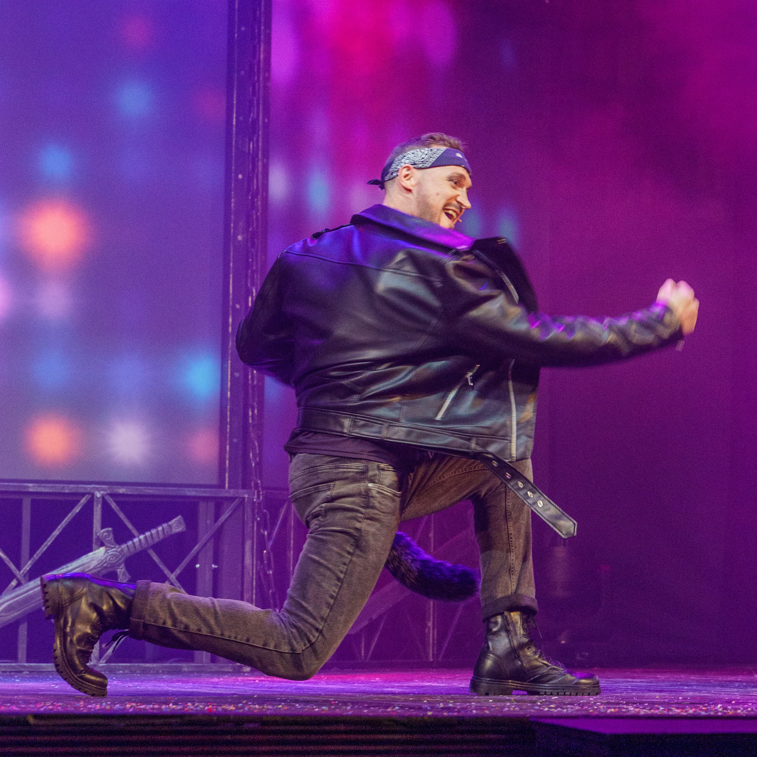 МОГТЮЗ: Иван Царевич и Серый Волк. Сайт фотографа Сергея Абрамова