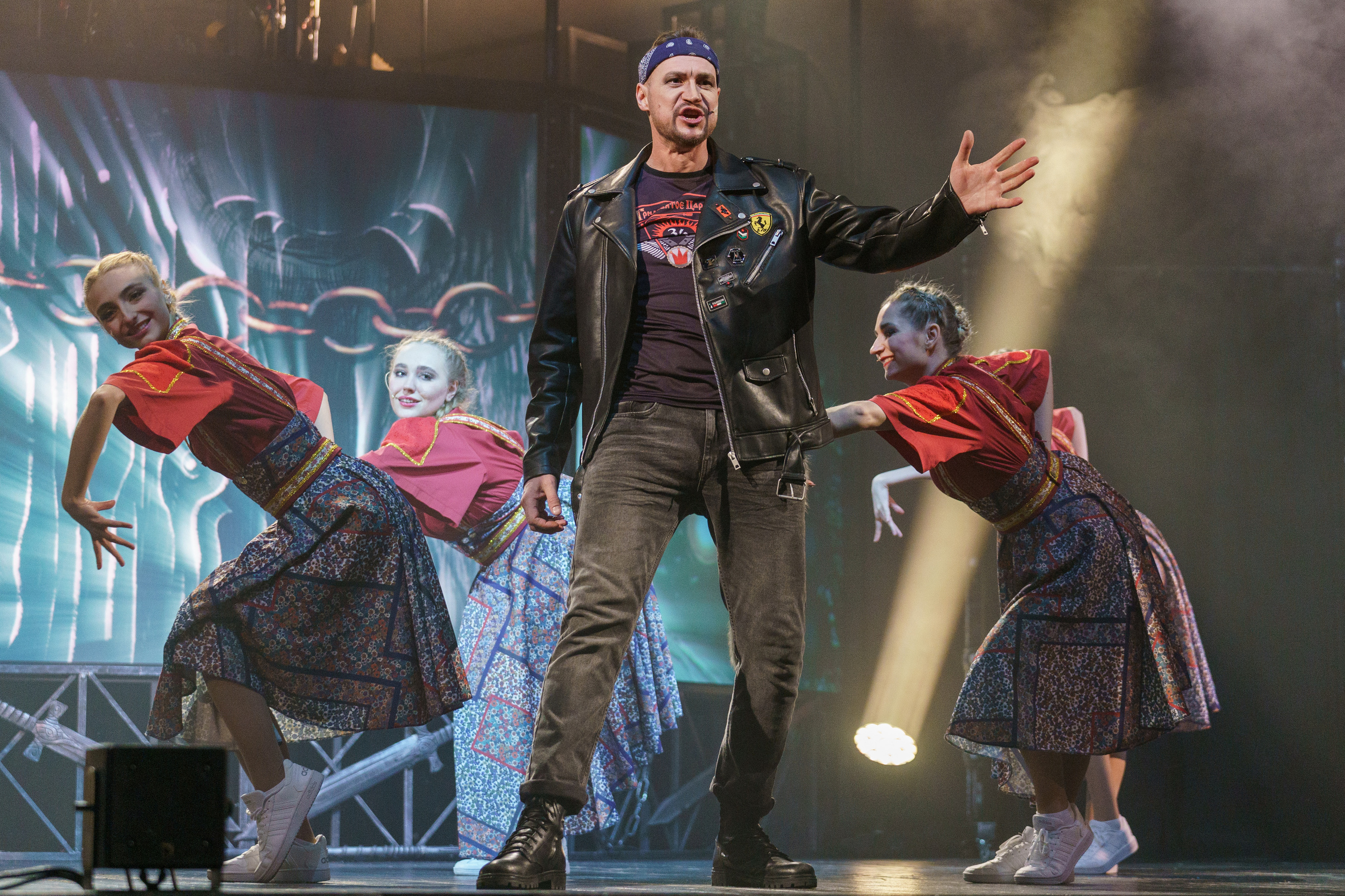 МОГТЮЗ: Иван Царевич и Серый Волк. Сайт фотографа Сергея Абрамова