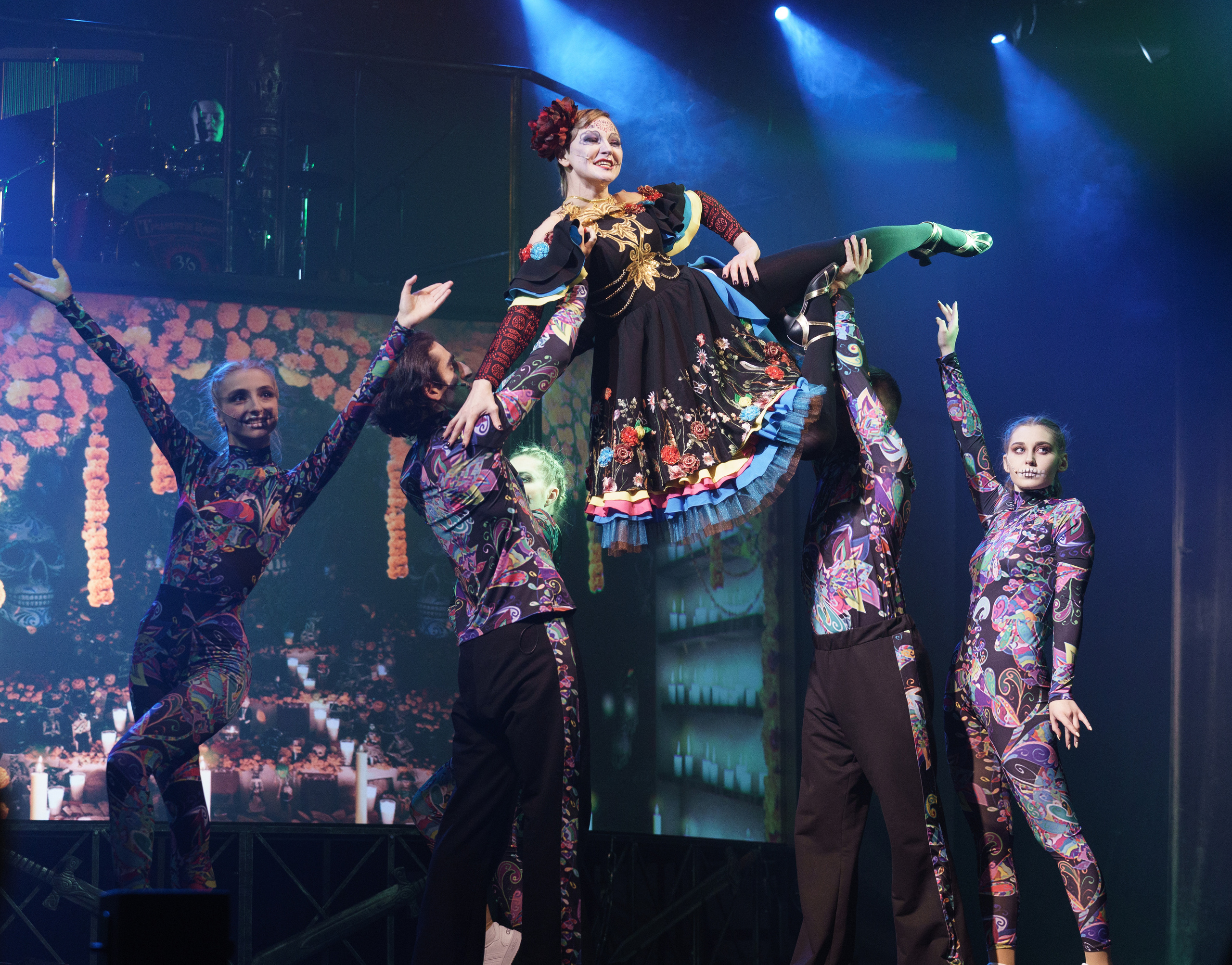 МОГТЮЗ: Иван Царевич и Серый Волк. Сайт фотографа Сергея Абрамова