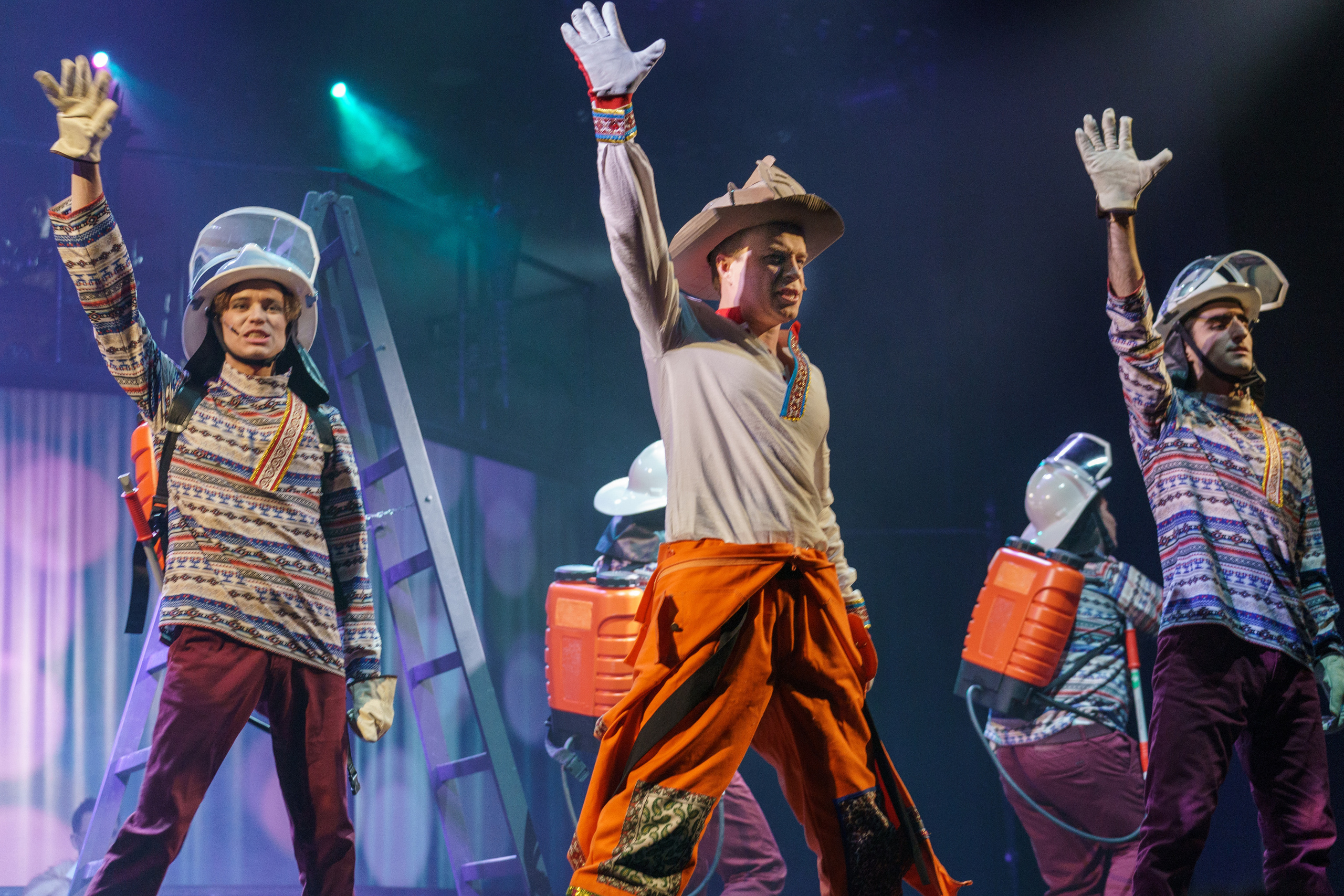 МОГТЮЗ: Иван Царевич и Серый Волк. Сайт фотографа Сергея Абрамова