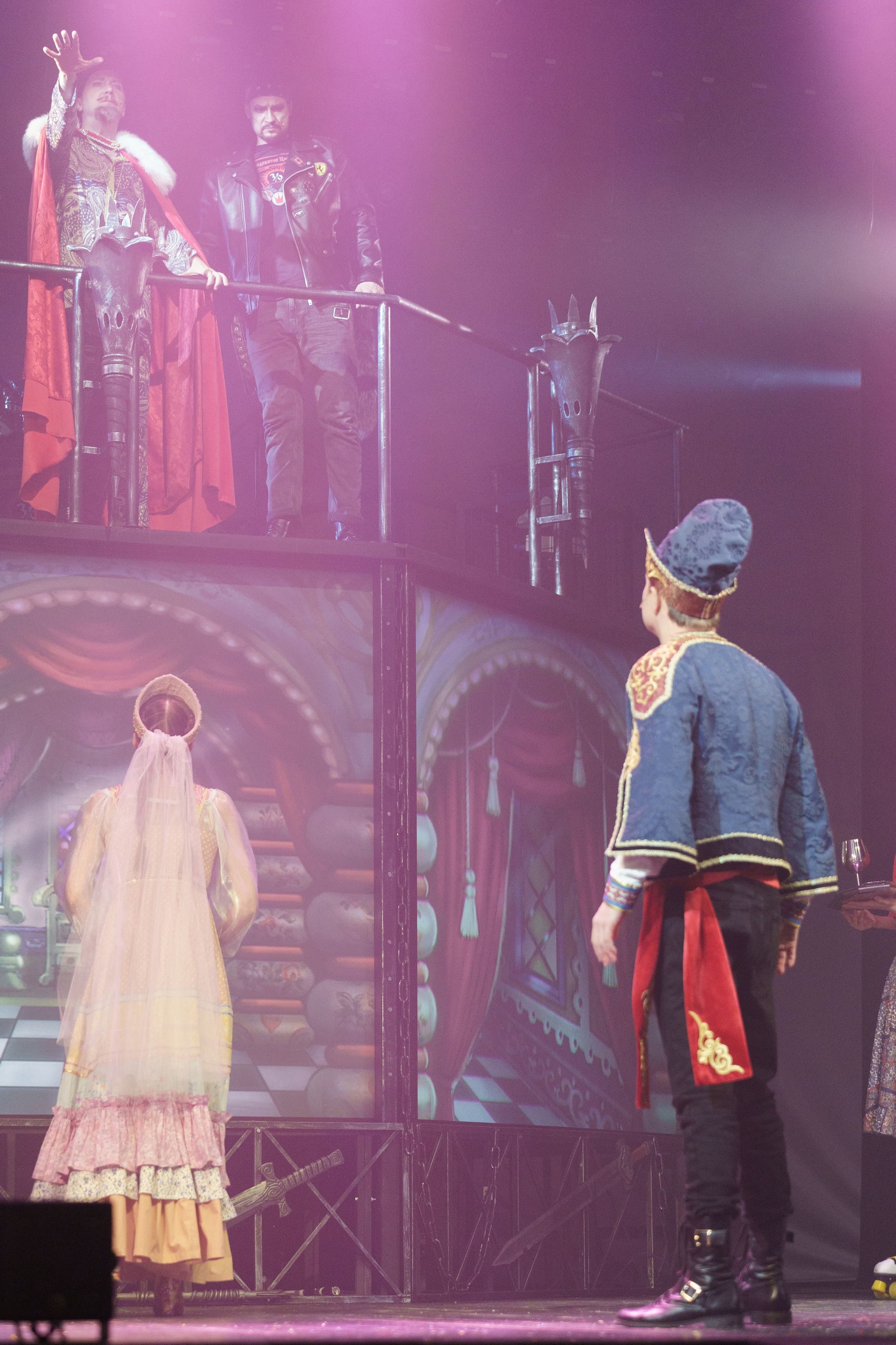 МОГТЮЗ: Иван Царевич и Серый Волк. Сайт фотографа Сергея Абрамова