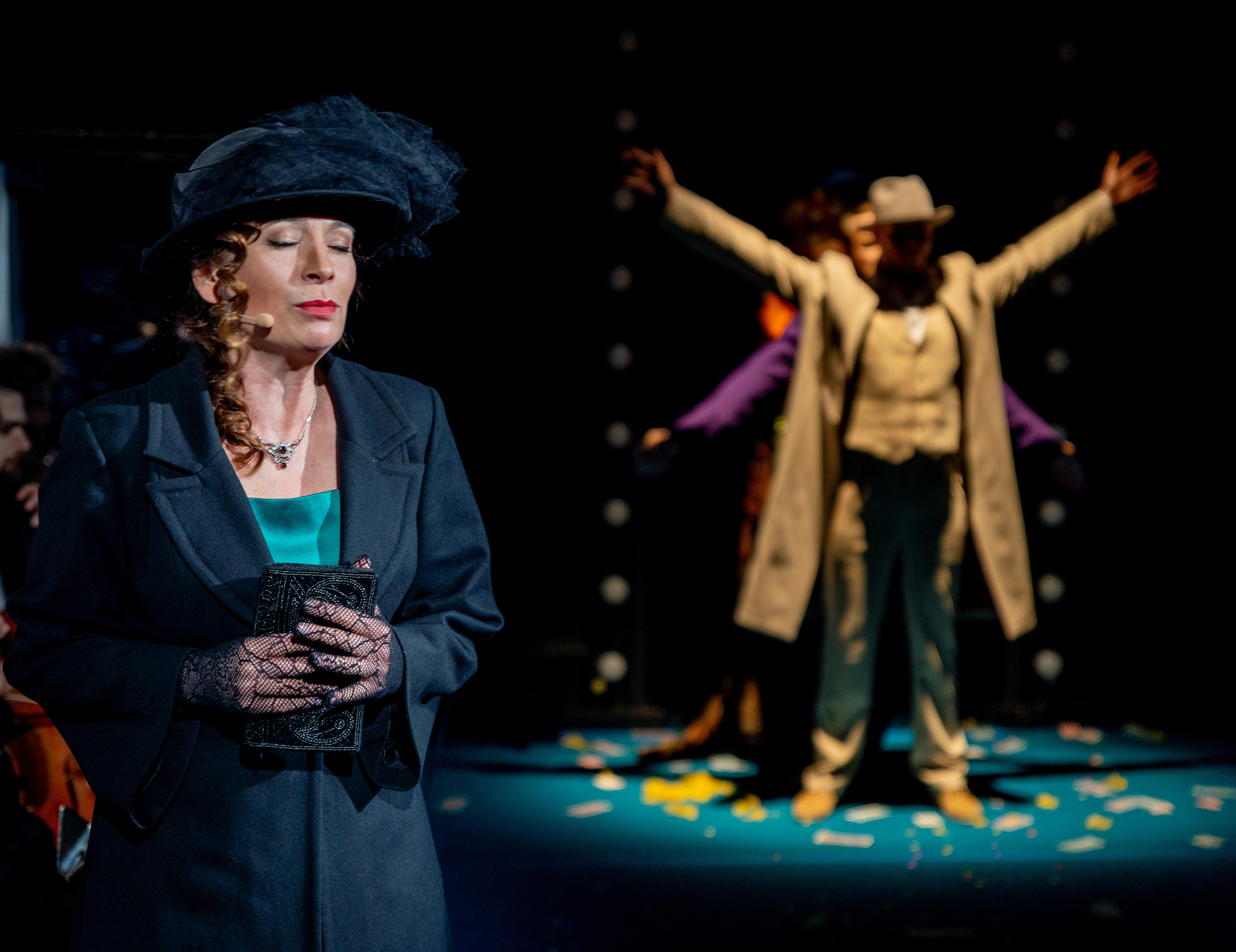 Театр Камбуровой: 24 часа из жизни женщины. Сайт фотографа Сергея Абрамова