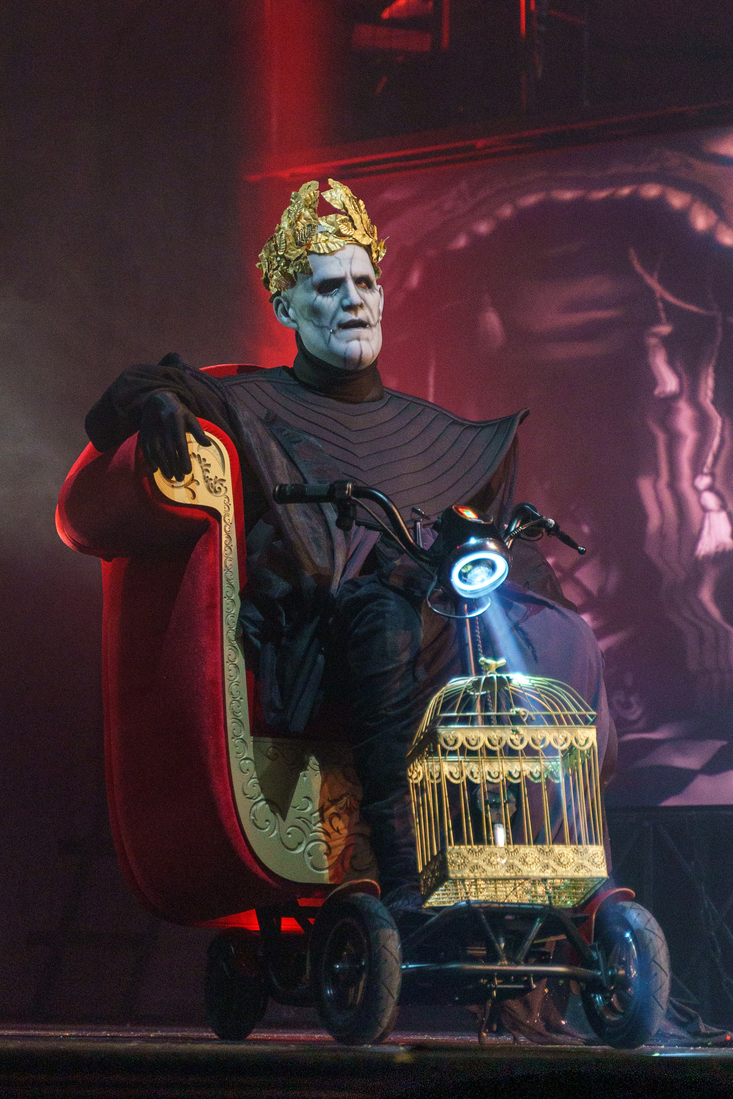 МОГТЮЗ: Иван Царевич и Серый Волк. Сайт фотографа Сергея Абрамова