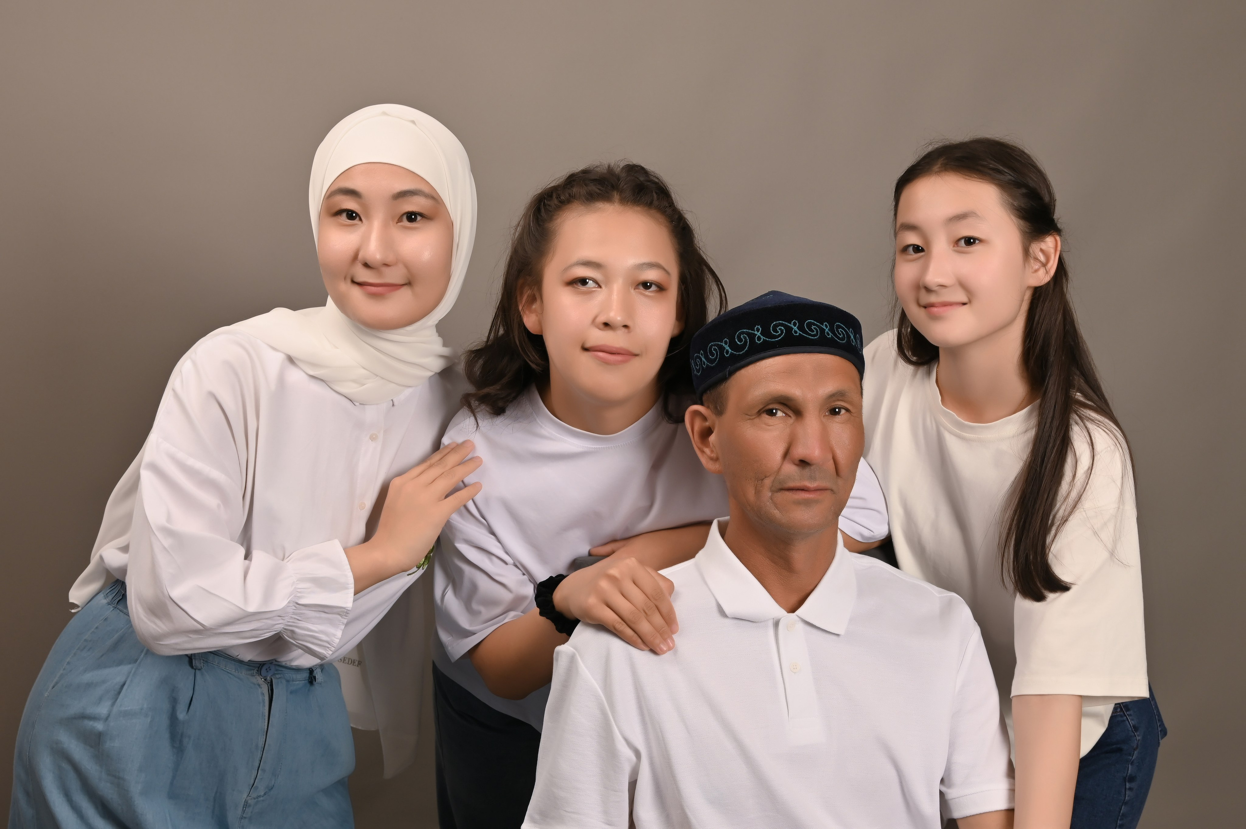 Семейные фотосессии. Фотограф Новорожденных и семейный Элла Огай г. Сатпаев