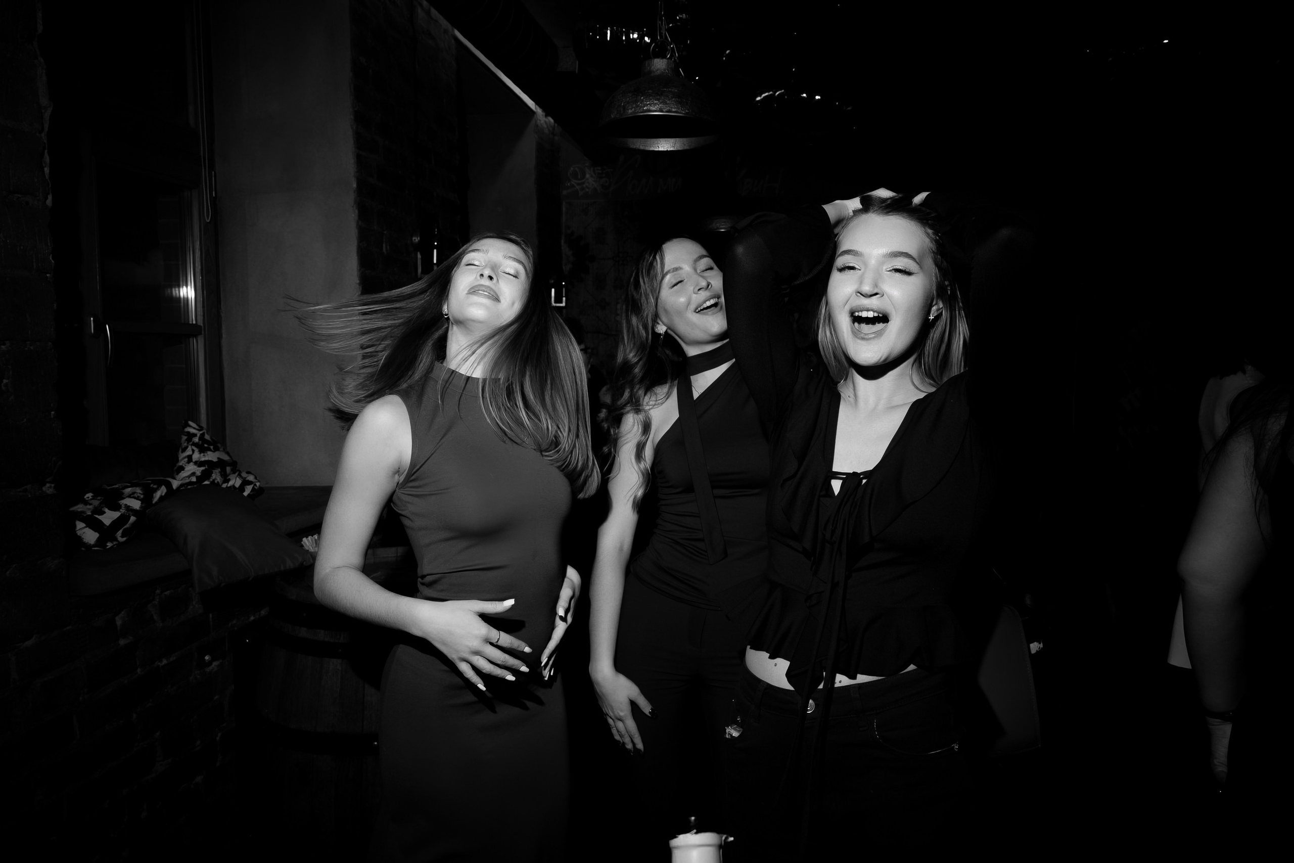 VINOTEKA BAR x MAGAZ. СВОИ. ФОТООТЧЕТЫ-СОБЫТИЯ-МЕСТА