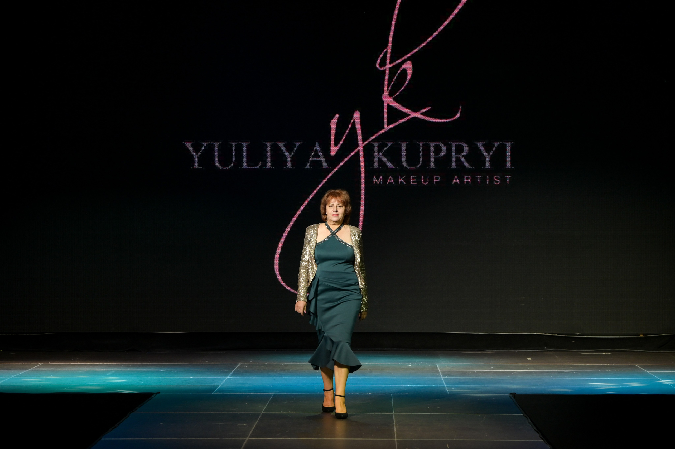 Fashion Show Photos. Фотоуслуги, услуги фотографа, фотографирование важных событий