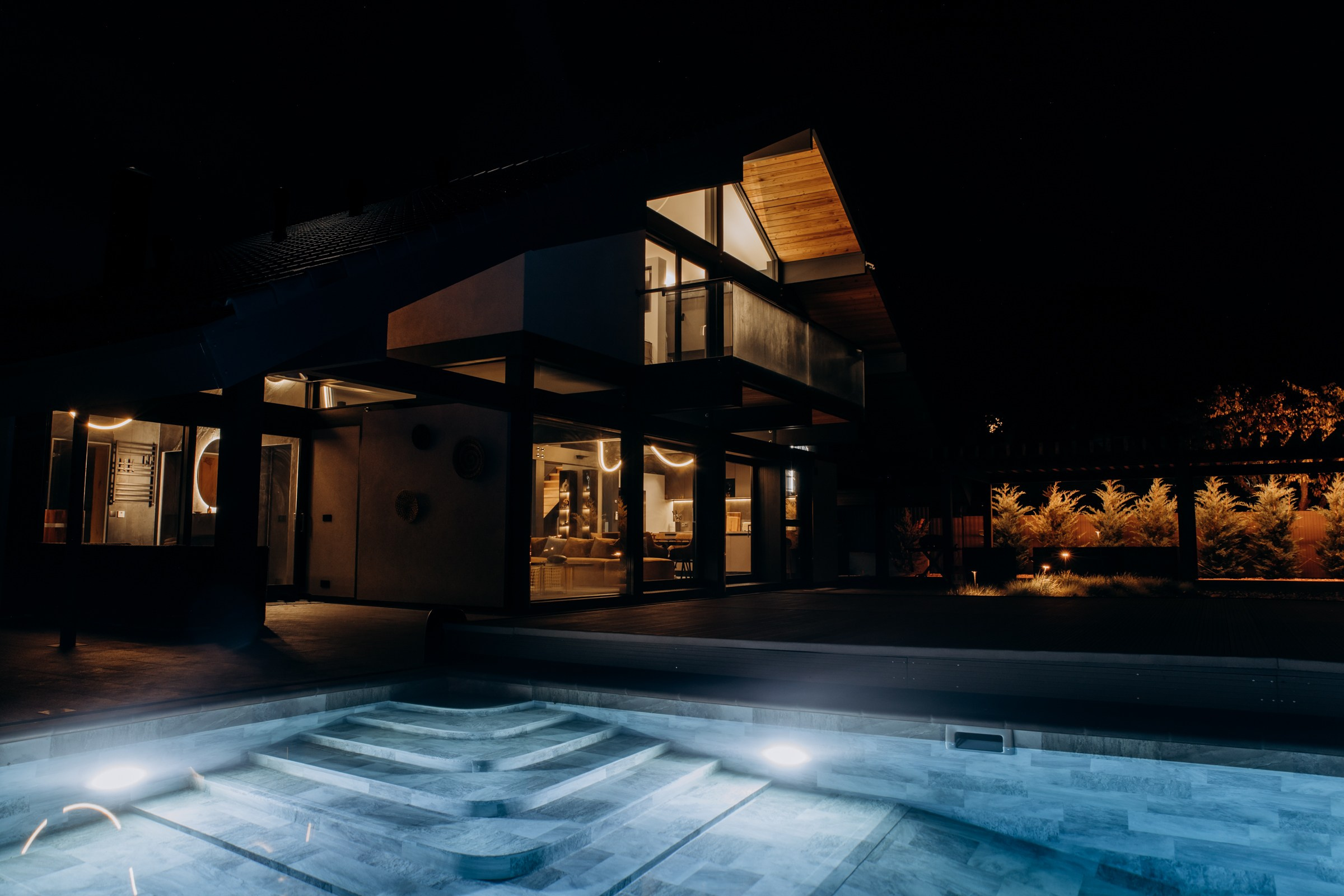Съёмка для компании INTEQ HAUS из Москвы. Фотограф в Крыму — Федор зайцев. Свадебная, семейная и портретная съёмка. Фотографии для контента, для бизнеса. Корпоративная съёмка