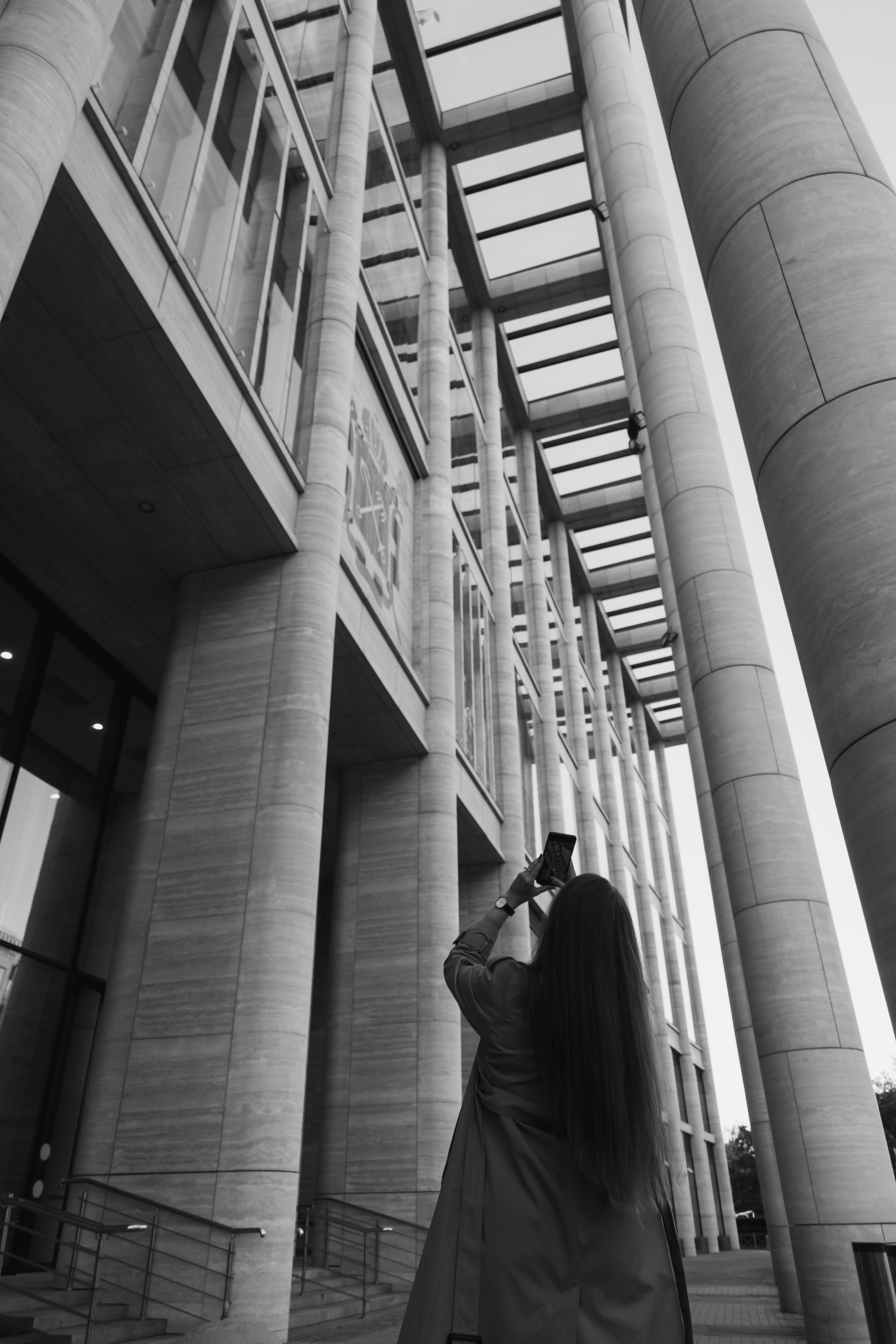 Уличная фотосессия в Невской Ратуше. Портретный и репортажный фотограф в Санкт-Петербурге | Валерия Кайряк