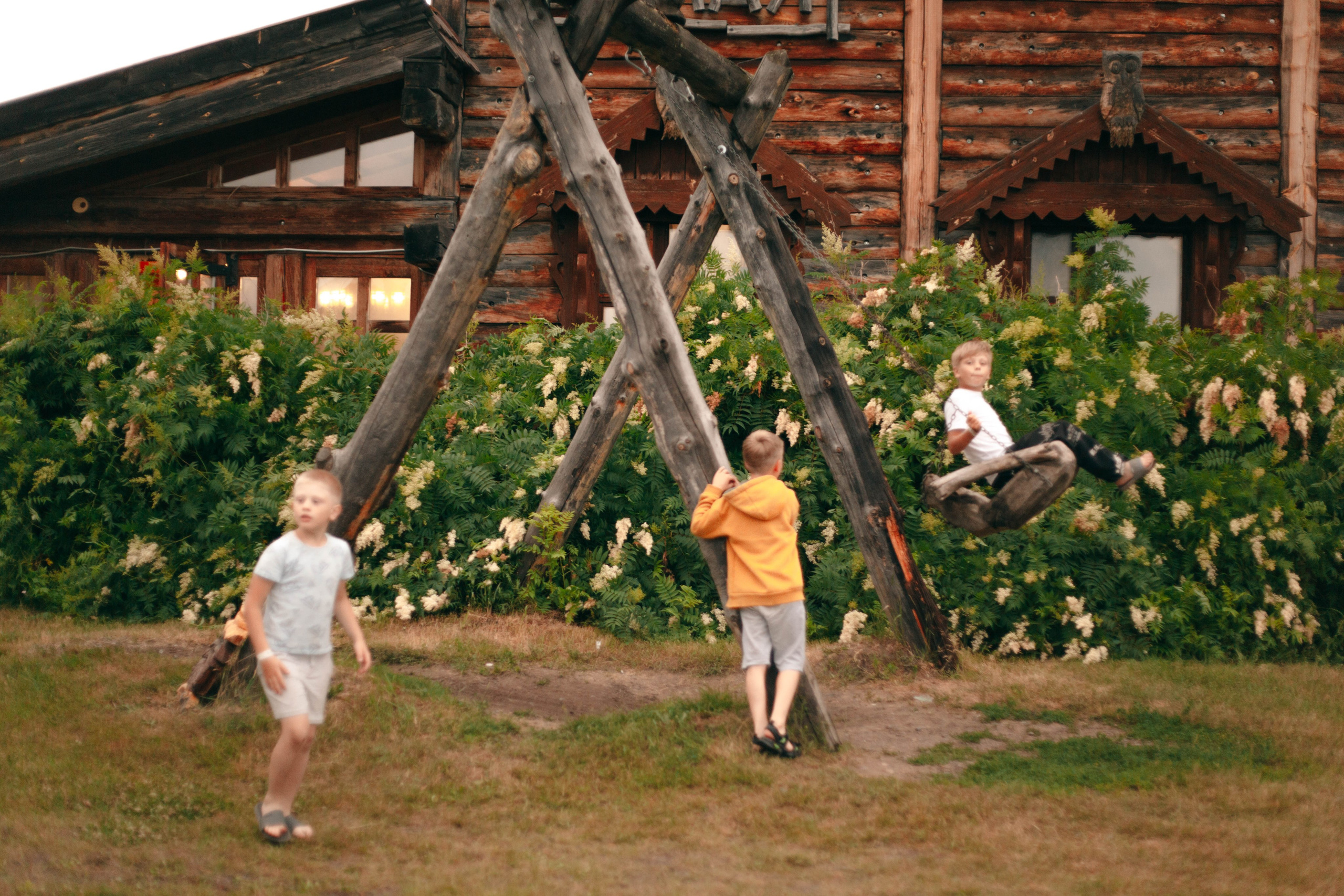 Фестиваль «Абалакское поле». Арт-фотограф Крис Л. в Тобольске: портрет, семейные, свадьбы