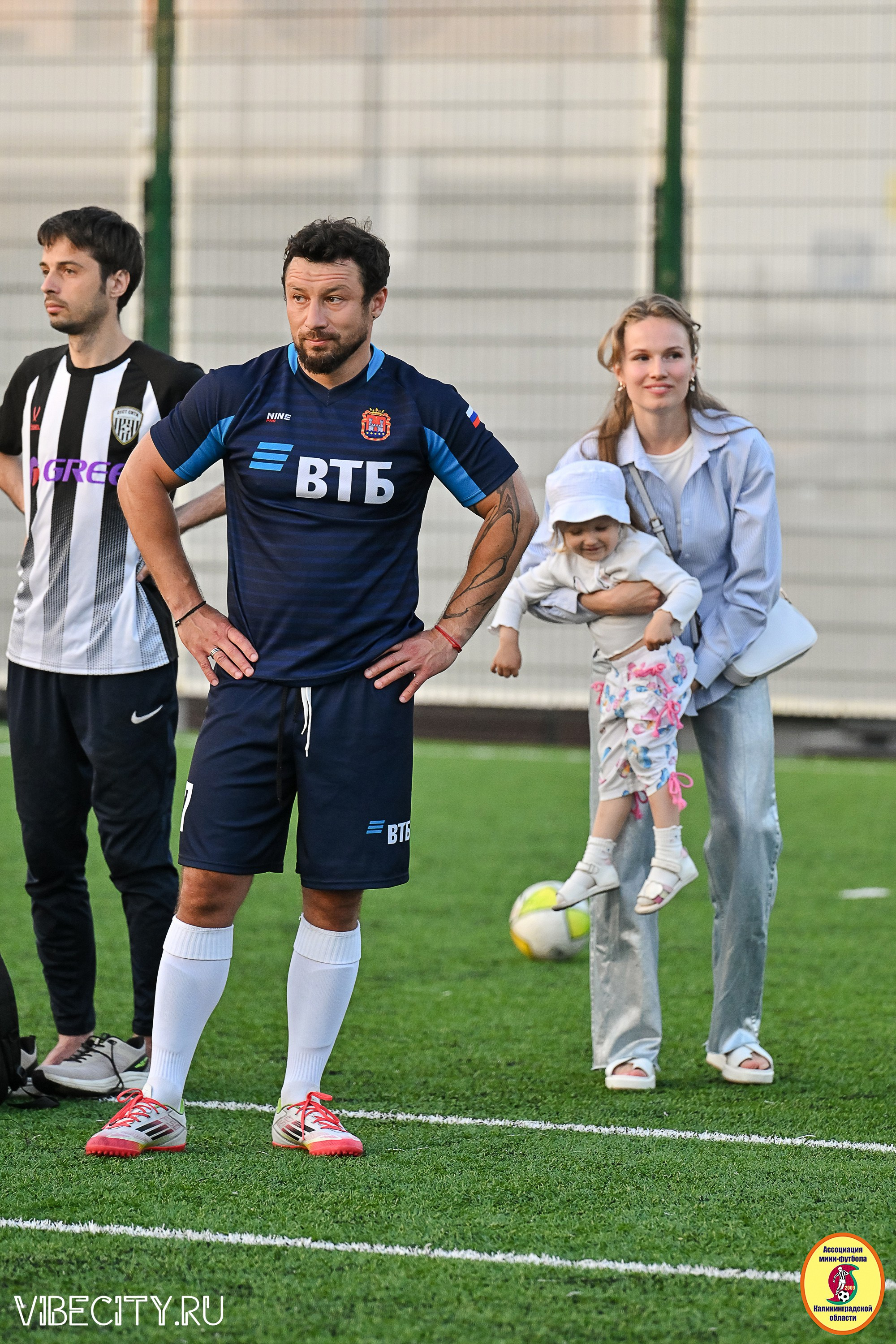 ИГРЫ МИНИ-ФУТБОЛЬНОЙ И КОРПОРАТИВНОЙ ЛИГИ. VIBECITY.RU Вайб Сити Ру Фоторепортажи Фотоотчеты Калининград