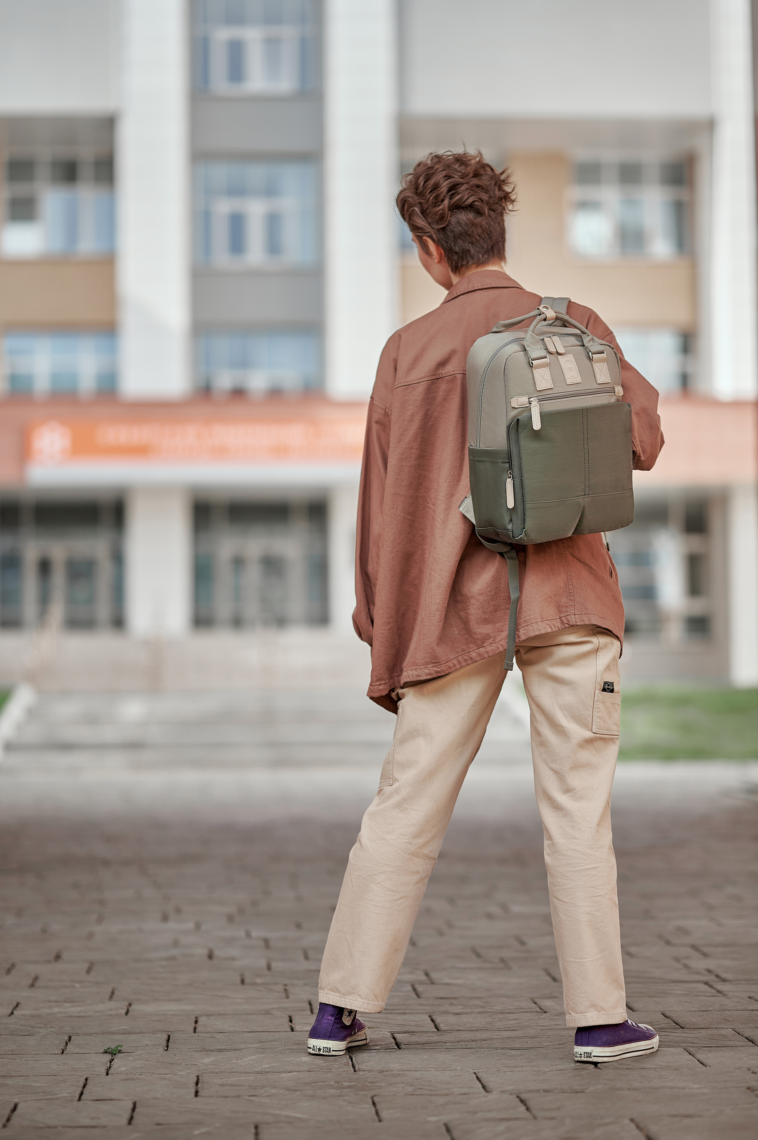 Кейс по рекламной фотосъёмке: сеть магазинов «МИР СУМОК». Фотограф Яковлев Роман — Красноярск