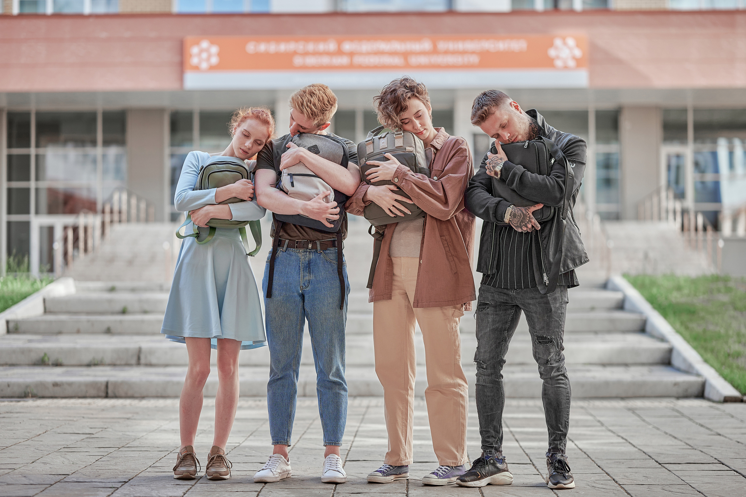 Кейс по рекламной фотосъёмке: постер для фильма «КРАСНОЯРСК — КАК ИЛЛЮЗИИ». Фотограф Яковлев Роман — Красноярск