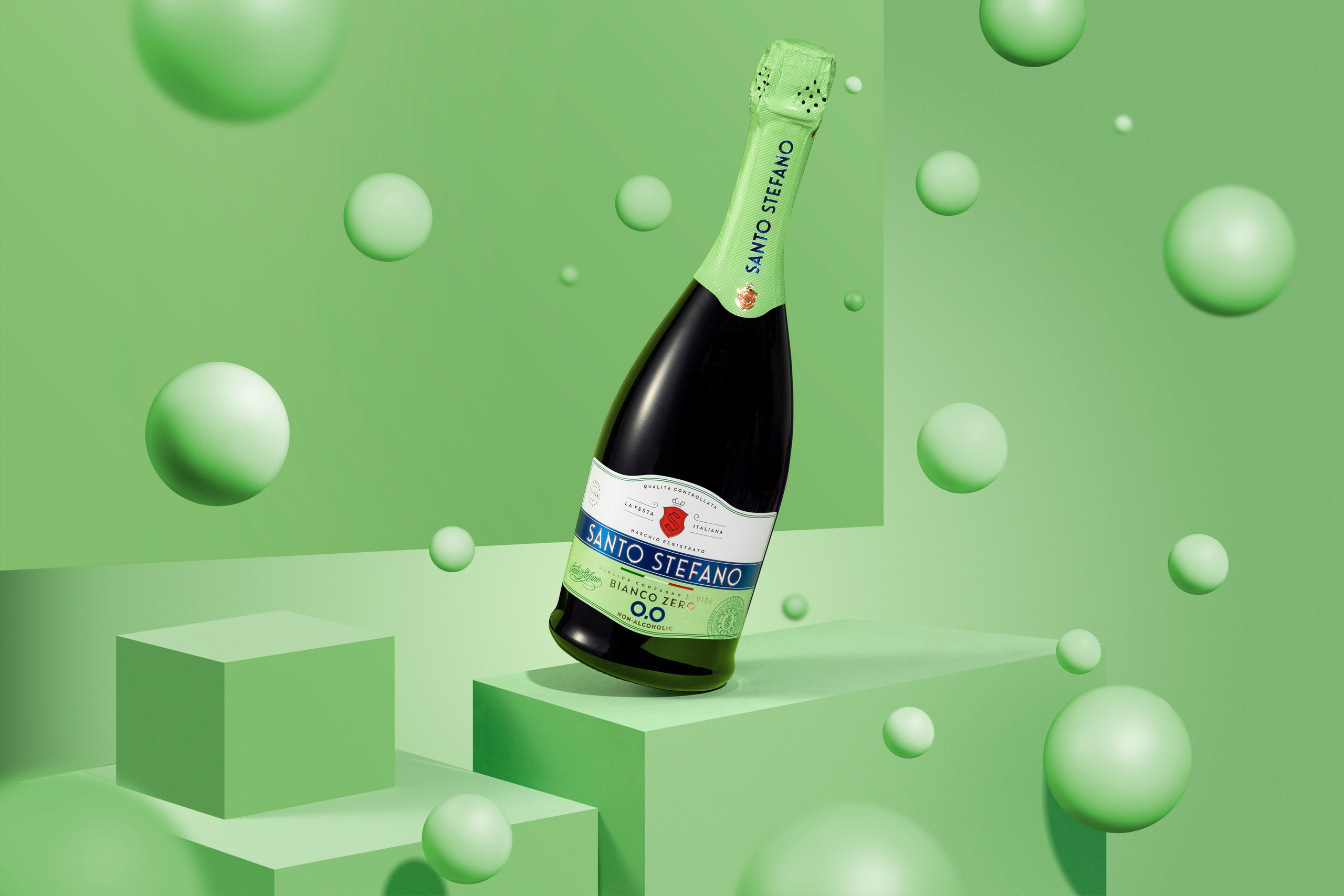 Фуд съемка вина, съемка бутылок SANTO STEFANO. Предметный фотограф Москва | Фуд-фотограф в Москве Елизавета Елизарова