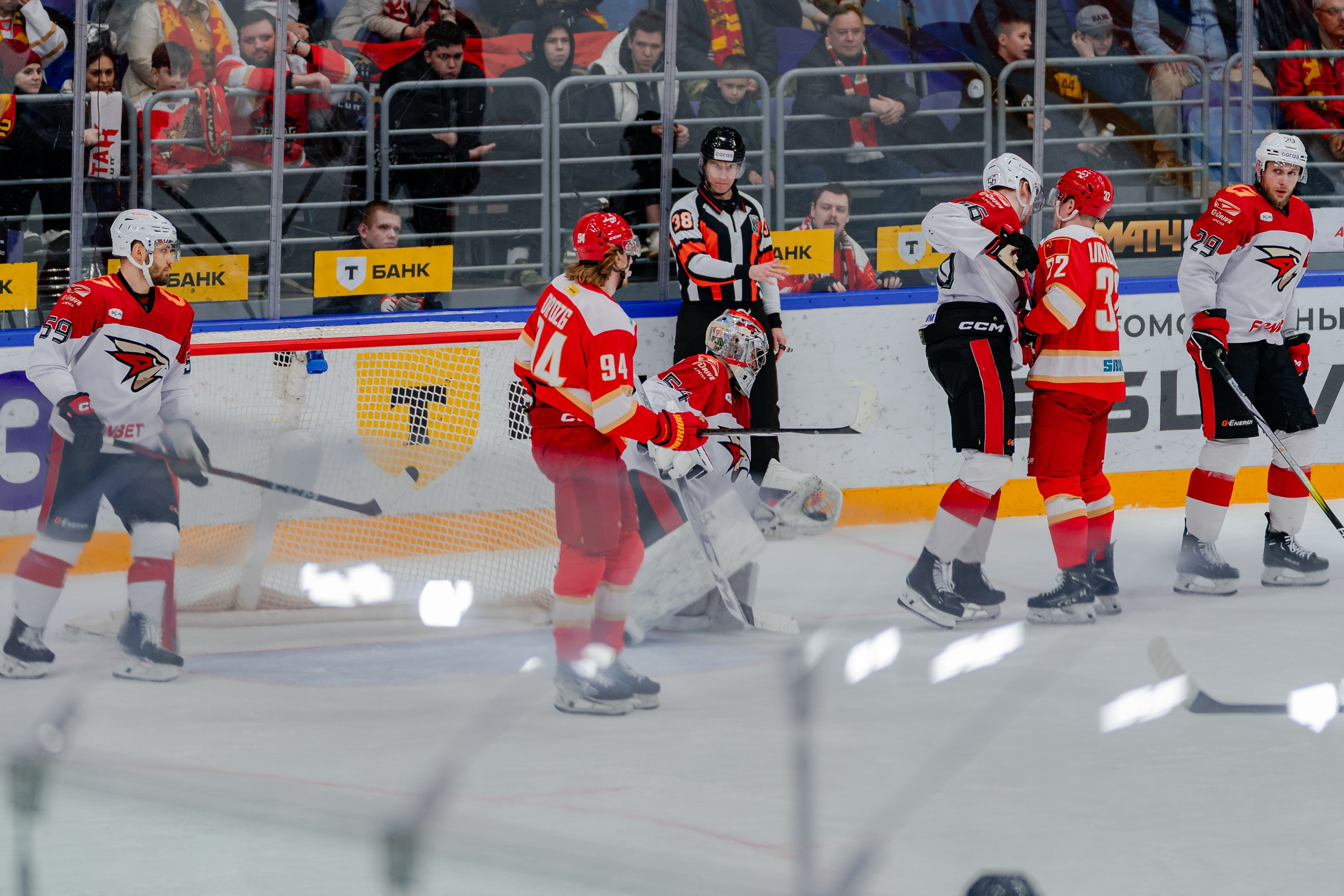 КХЛ КУНЬЛУНЬ РС — АВАНГАРД 22 МАРТА 2025. Репортажный фотограф в Москве Измалков Артем