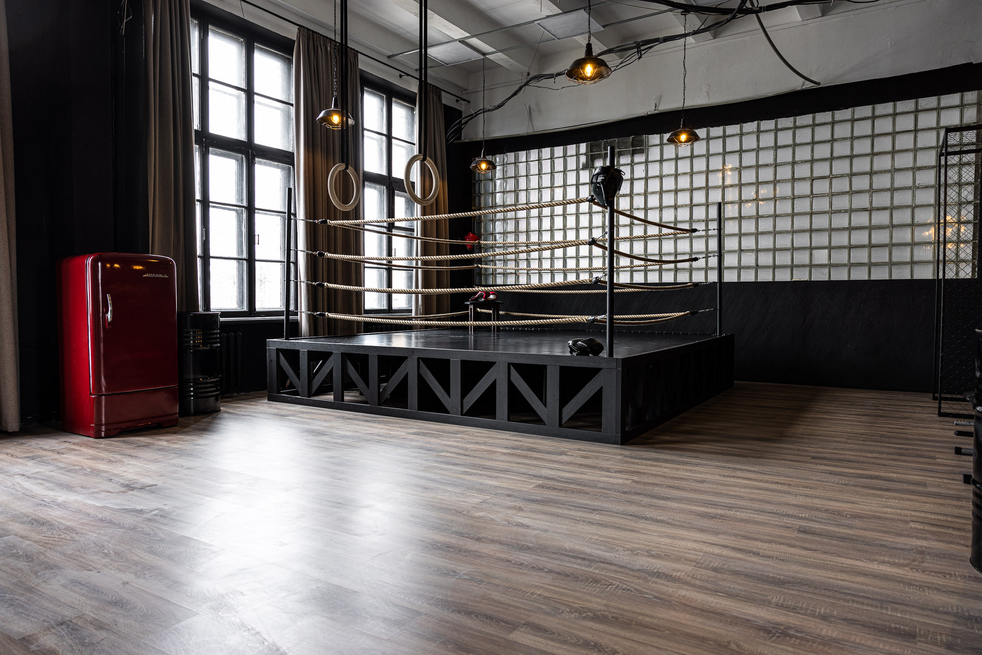 Фотостудия Photohub — всё для комфортной и красивой съёмки. Фотограф в Минске Людмила Дутко