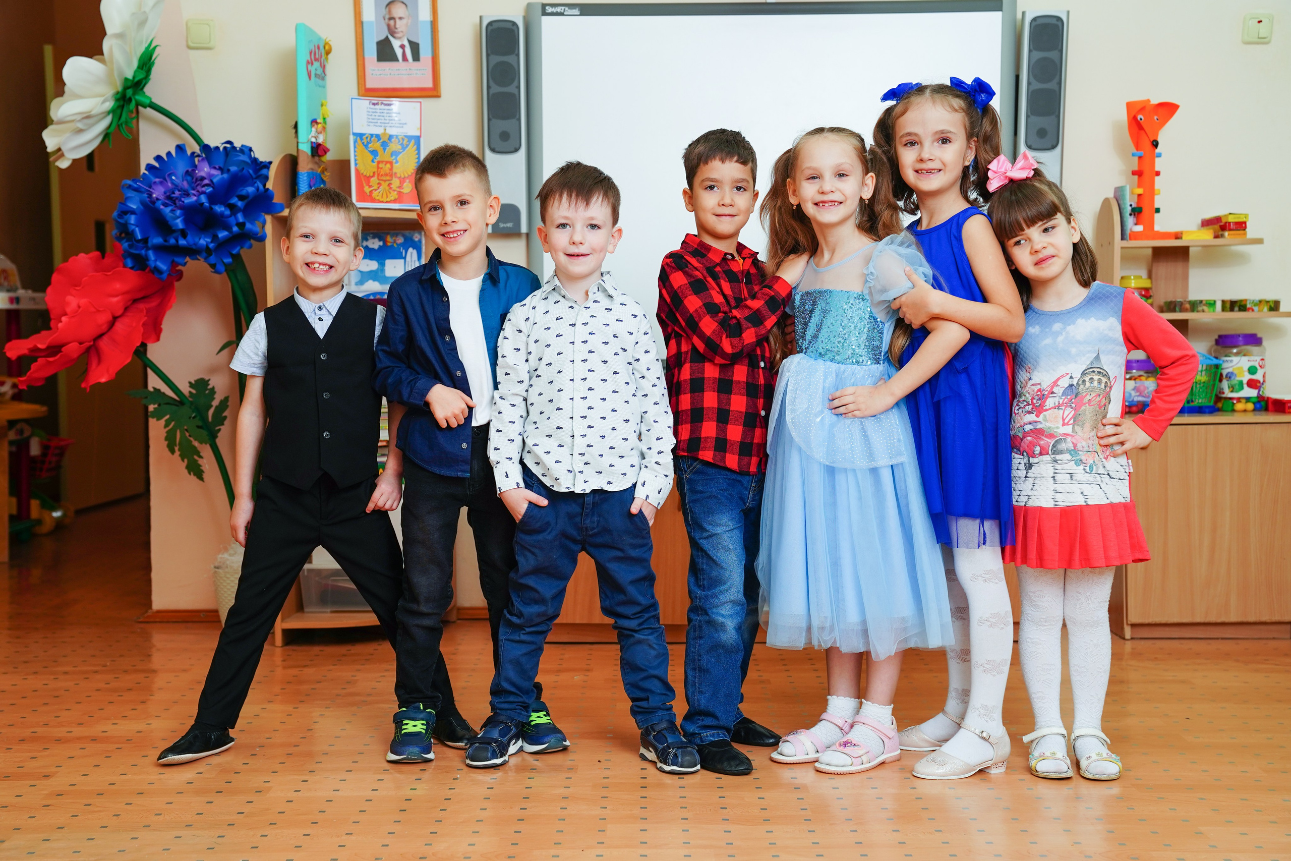 MEMENTO.Выпускные альбомы, школьные, юбилейные и другие книги. Ростов-на-Дону